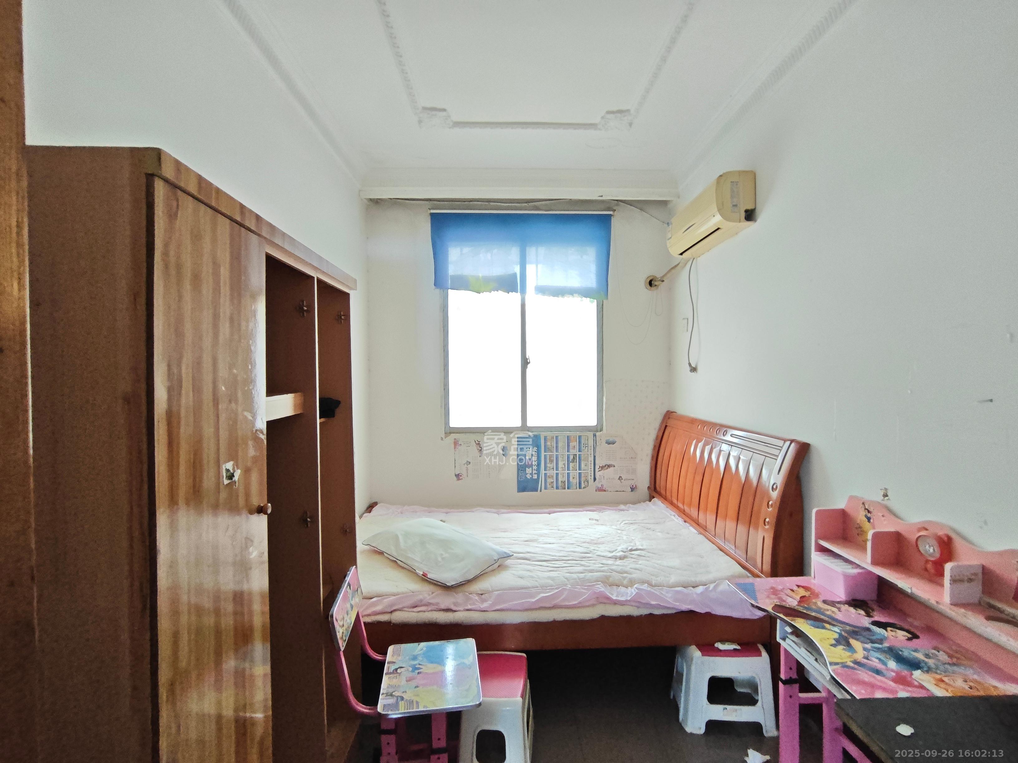 涂家冲社区(涂新小区、农商银行宿舍) 2室1厅1卫 1400.0元/月 涂家冲社区(涂新小区、农商银行宿舍) 2室1厅1卫 1400.0元/月室内图