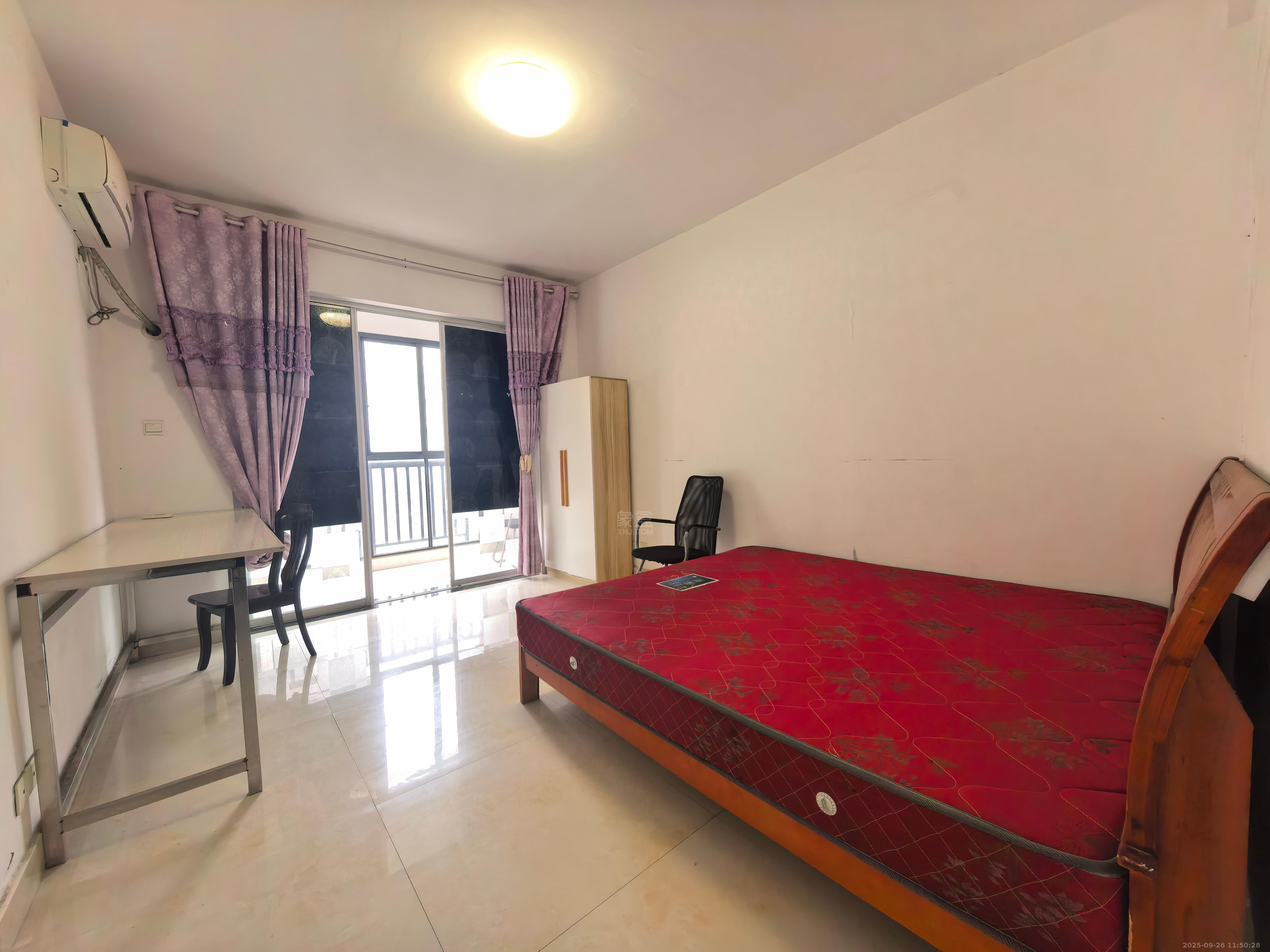 泰山公馆 3室2厅2卫 1800.0元/月 泰山公馆 3室2厅2卫 1800.0元/月室内图