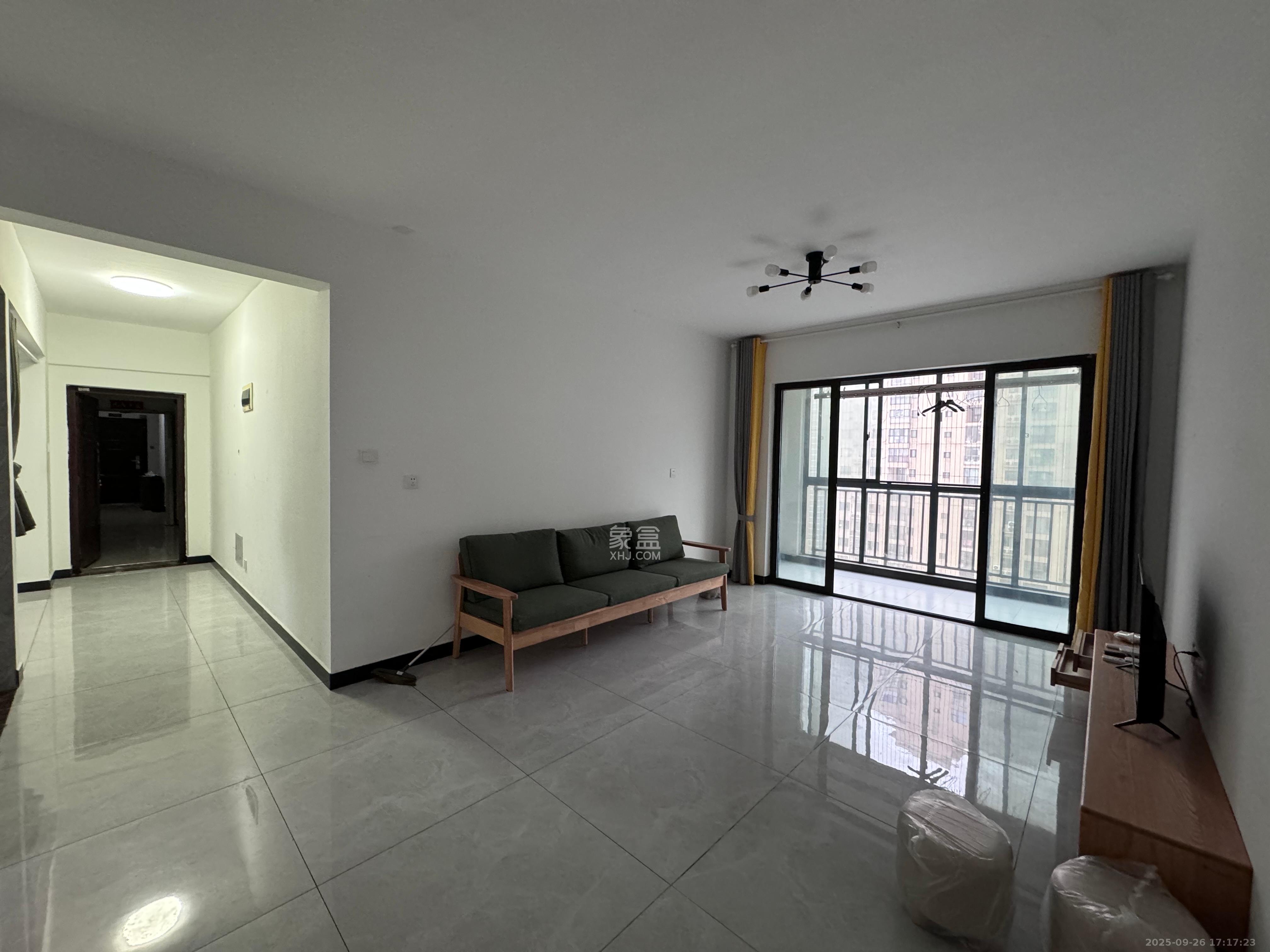 钰龙天下二期（钰龙佳园）  3室2厅2卫    3000.0元/月