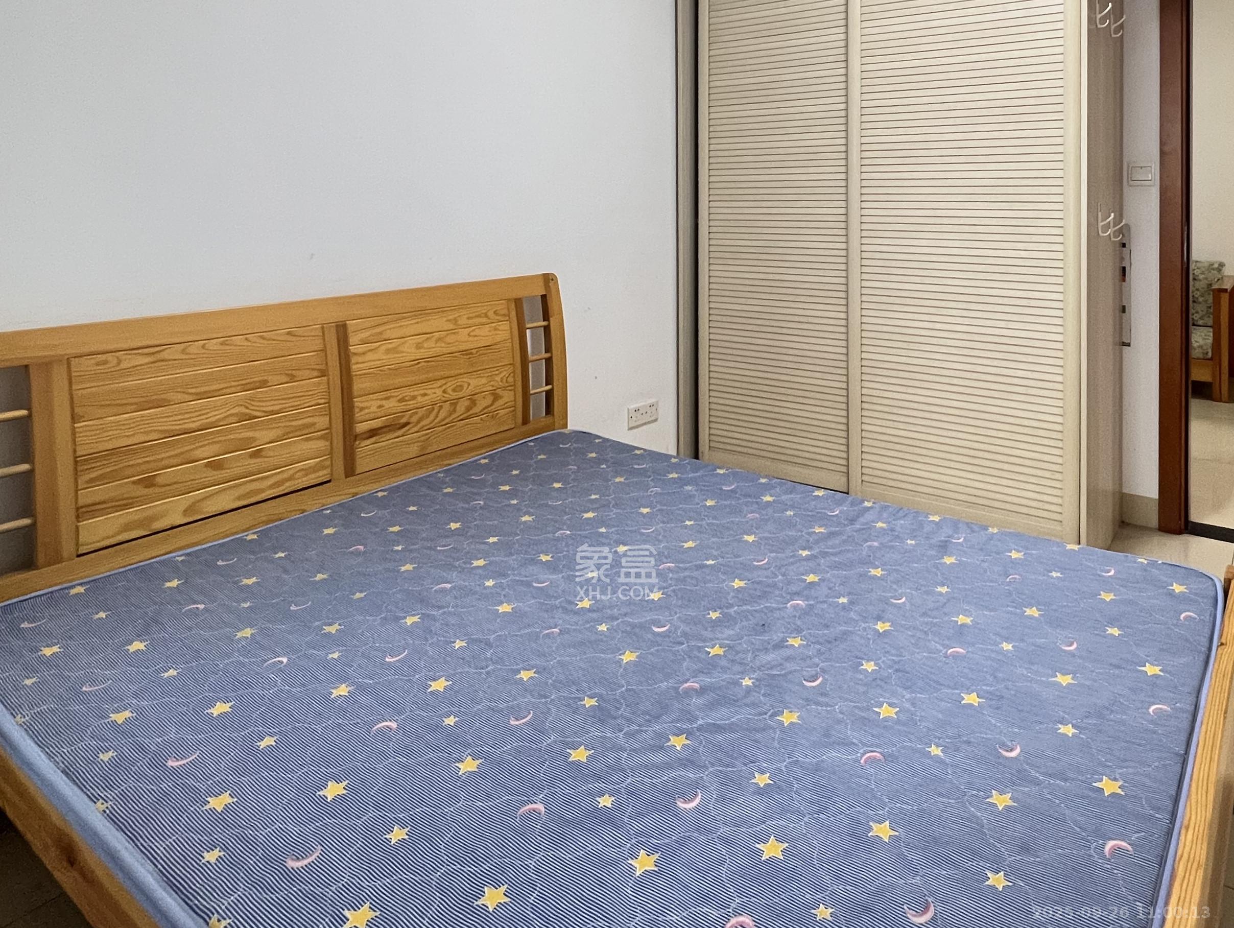 铂宫  1室1厅1卫   2300.00元/月室内图