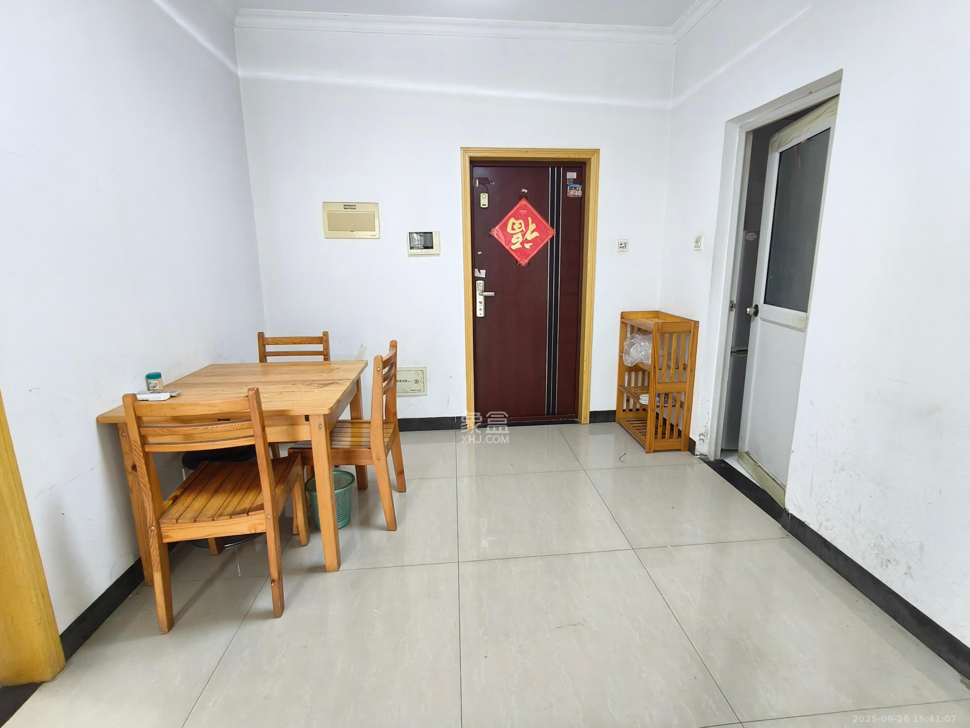 星城映象  2室2厅1卫    1800.0元/月室内图