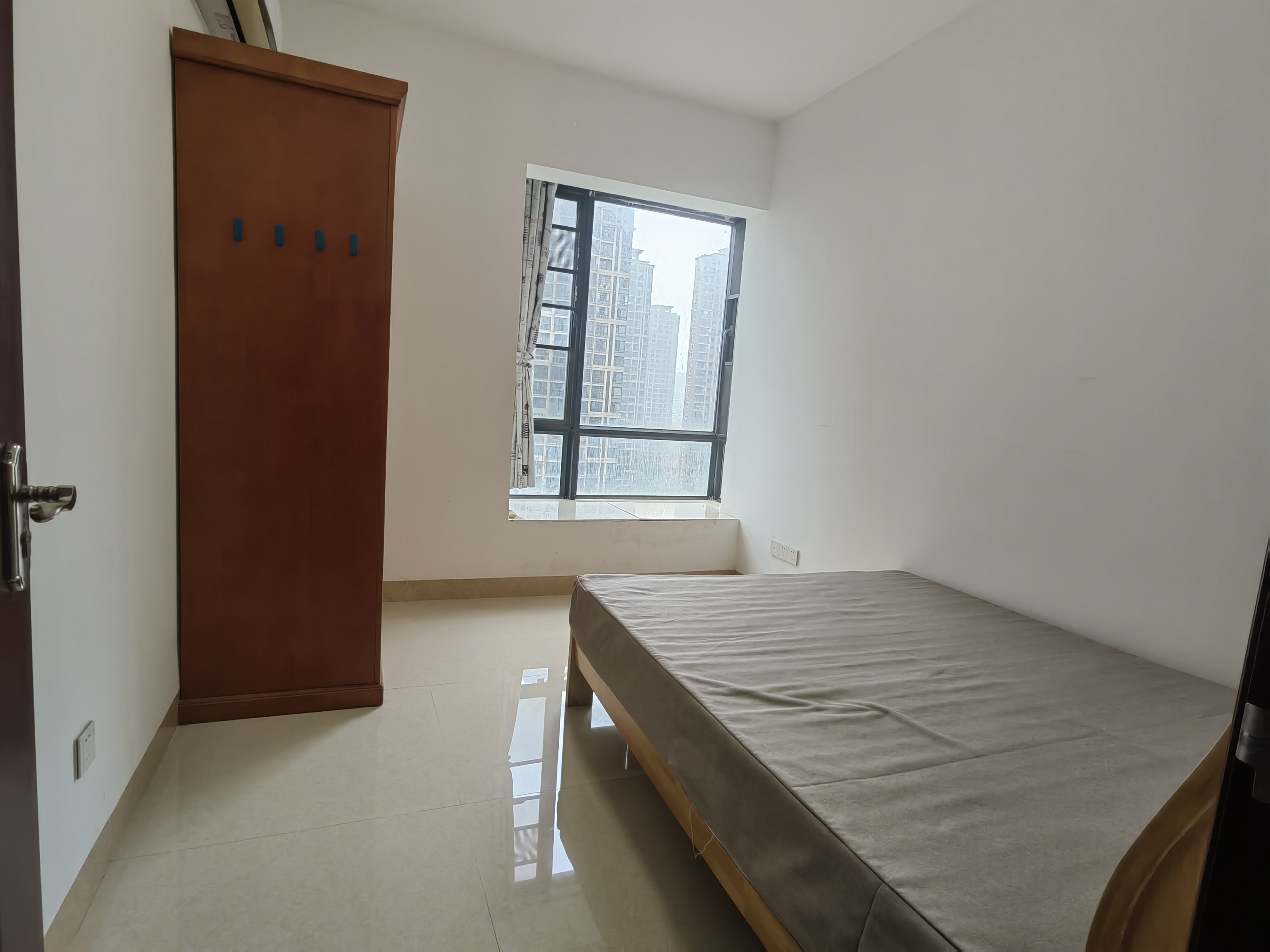 五源河公寓B区 3室2厅2卫 2600.0元/月 五源河公寓B区 3室2厅2卫 2600.0元/月室内图