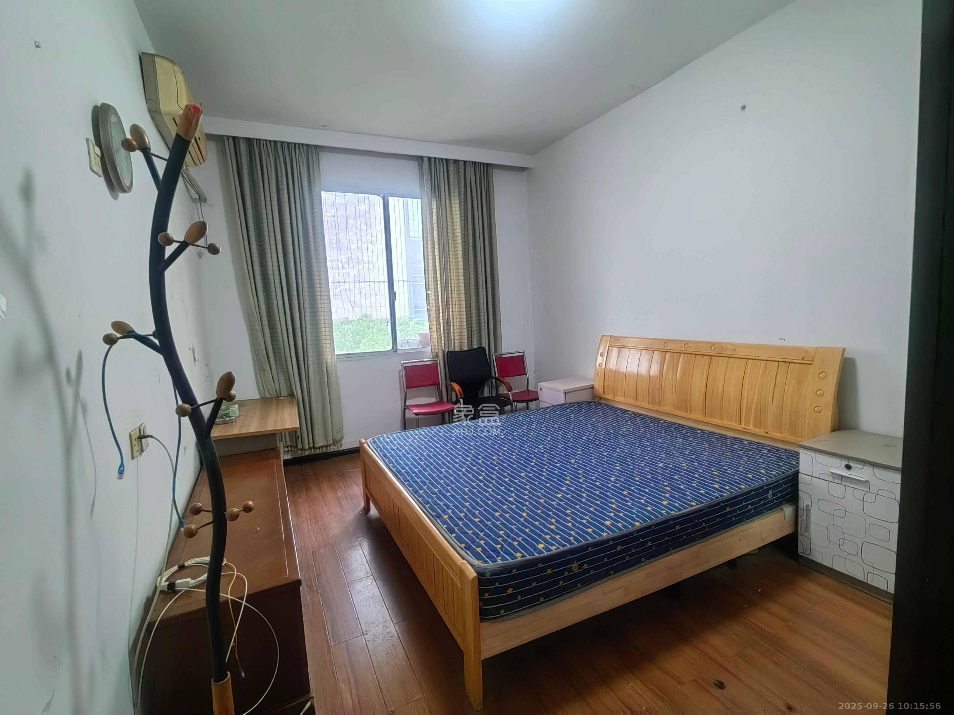 朝阳一、二村  2室1厅1卫   1300.00元/月室内图
