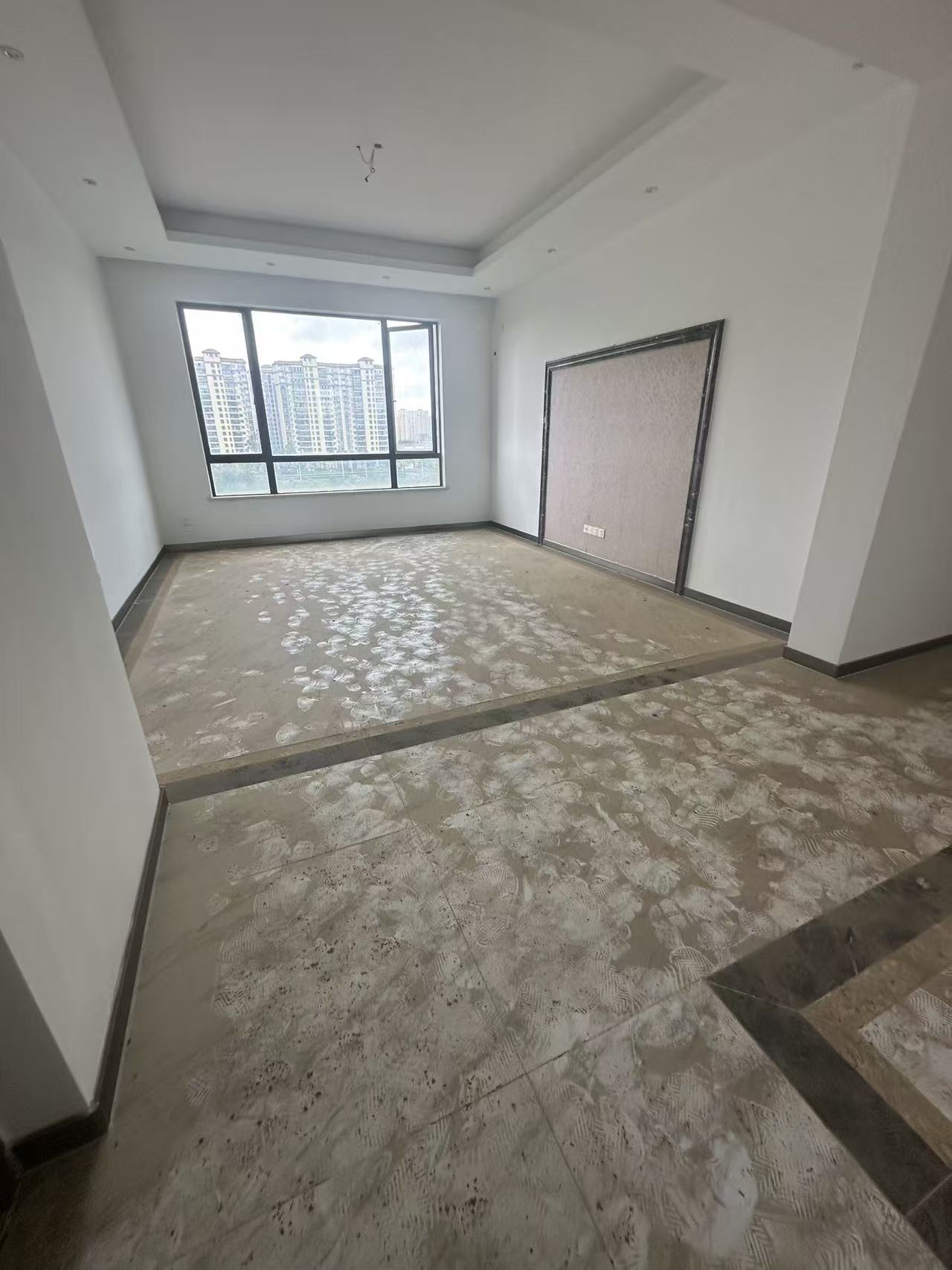 专家公寓 3室2厅2卫 150.0万 专家公寓 3室2厅2卫 150.0万室内图