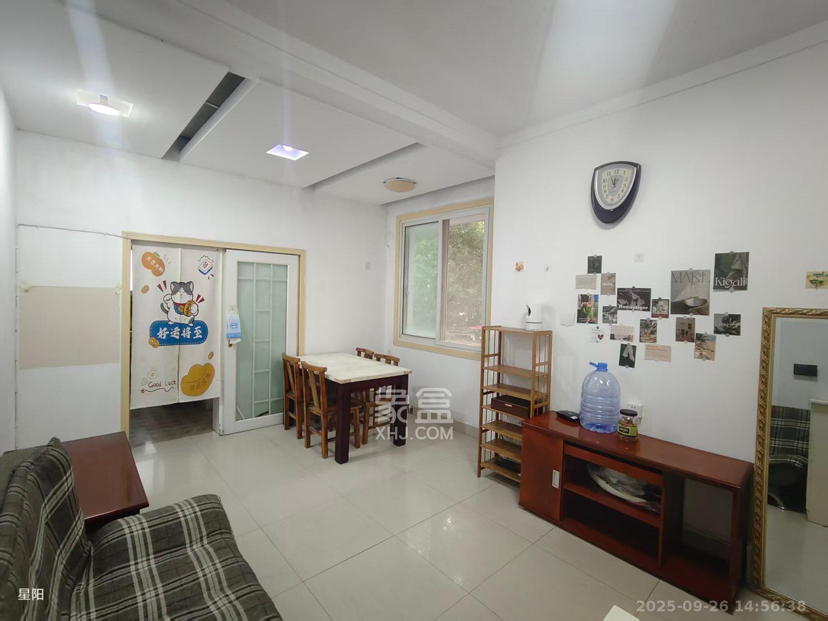 湖南电视台宿舍 1室0厅0卫 2200.0元/月 湖南电视台宿舍 1室0厅0卫 2200.0元/月室内图