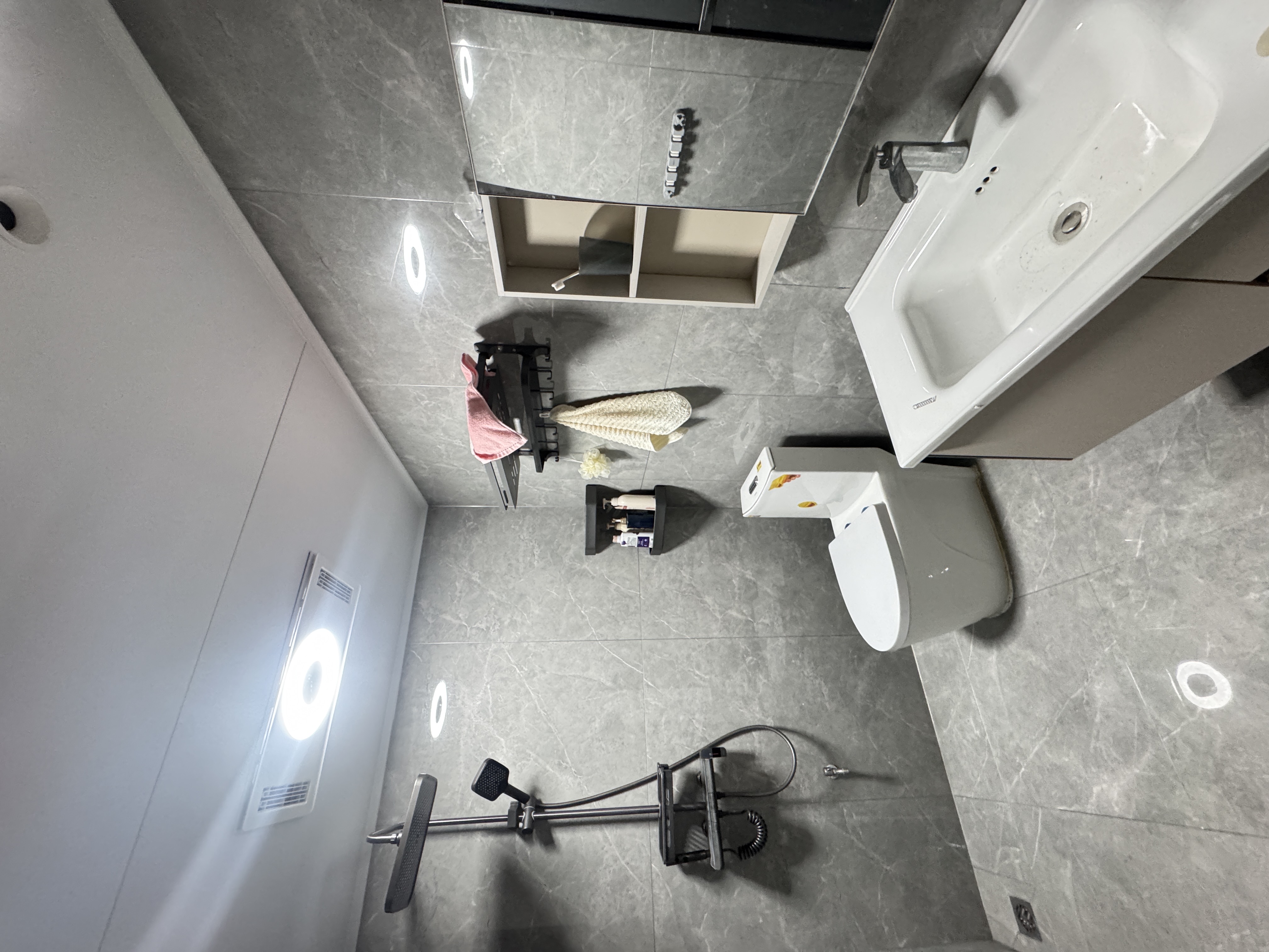 壹号院子  4室0厅0卫   3200.00元/月室内图