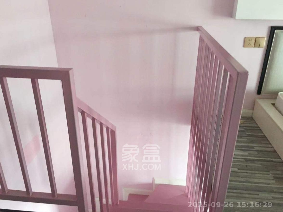 兰亭湾畔 1室1厅1卫 1700.0元/月 兰亭湾畔 1室1厅1卫 1700.0元/月室内图