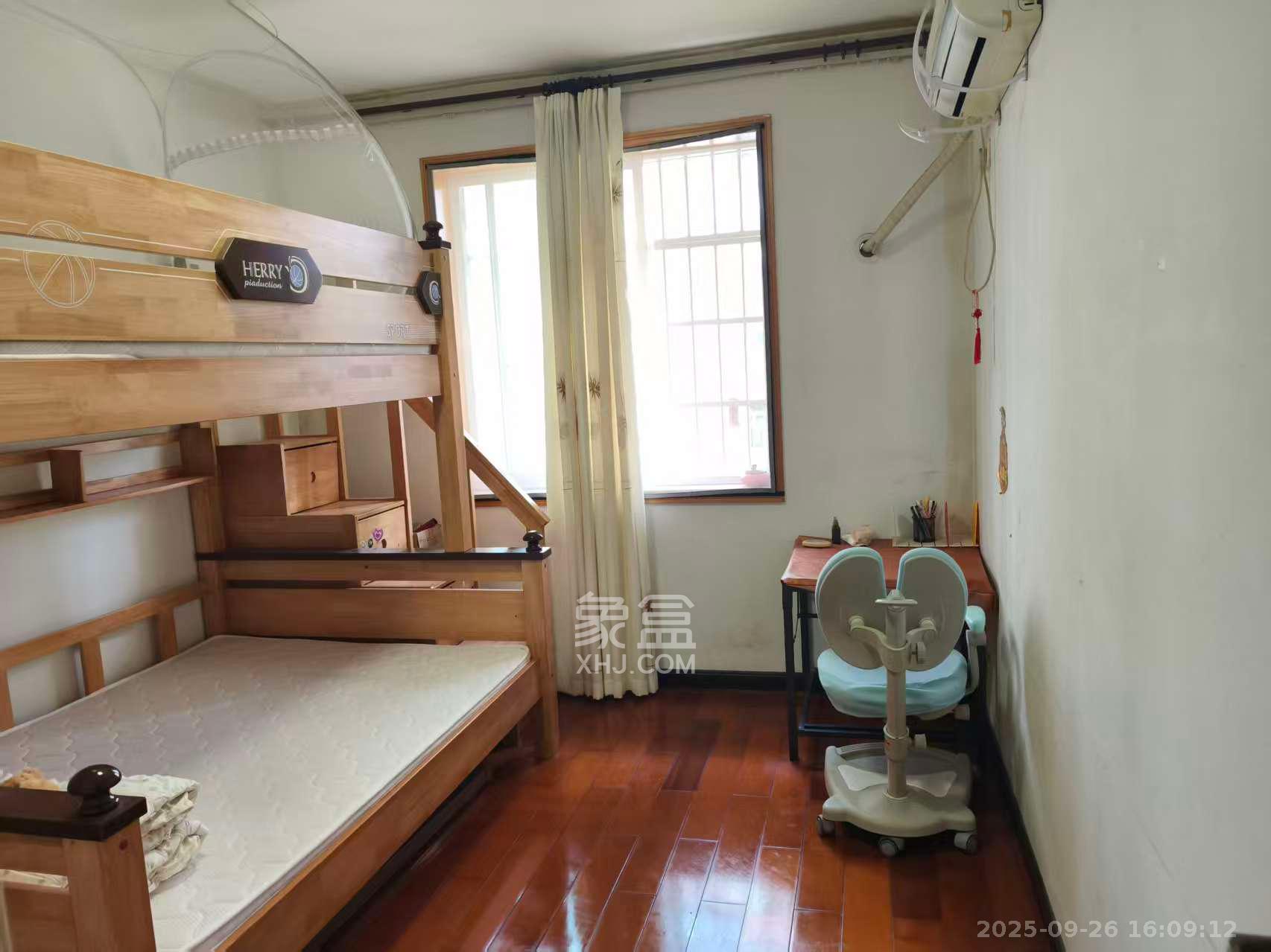 咸嘉新村西子园 3室2厅2卫 2200.0元/月 咸嘉新村西子园 3室2厅2卫 2200.0元/月室内图