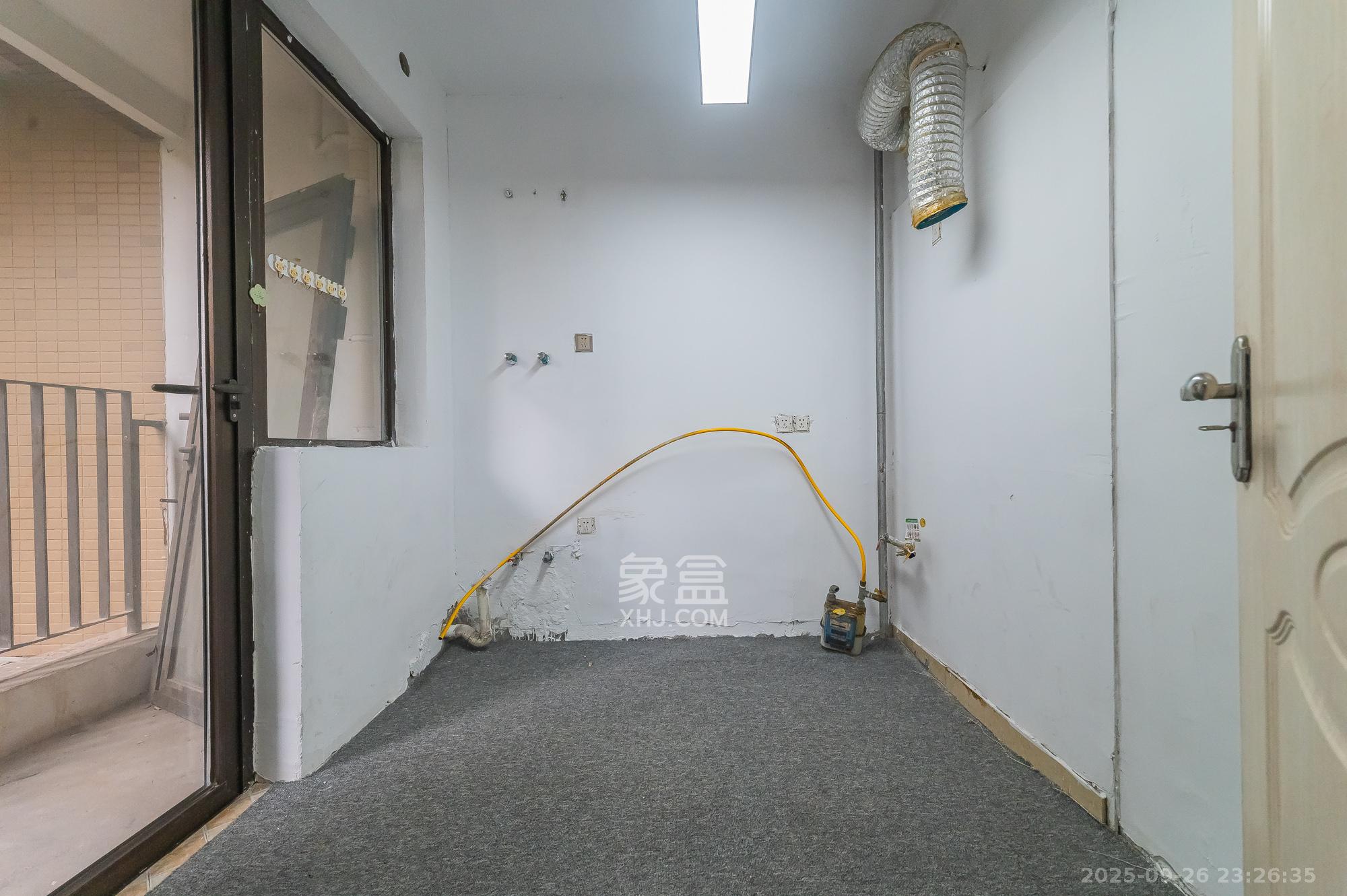 华润凤凰城三期 3室2厅2卫 95.0万 华润凤凰城三期 3室2厅2卫 95.0万其他