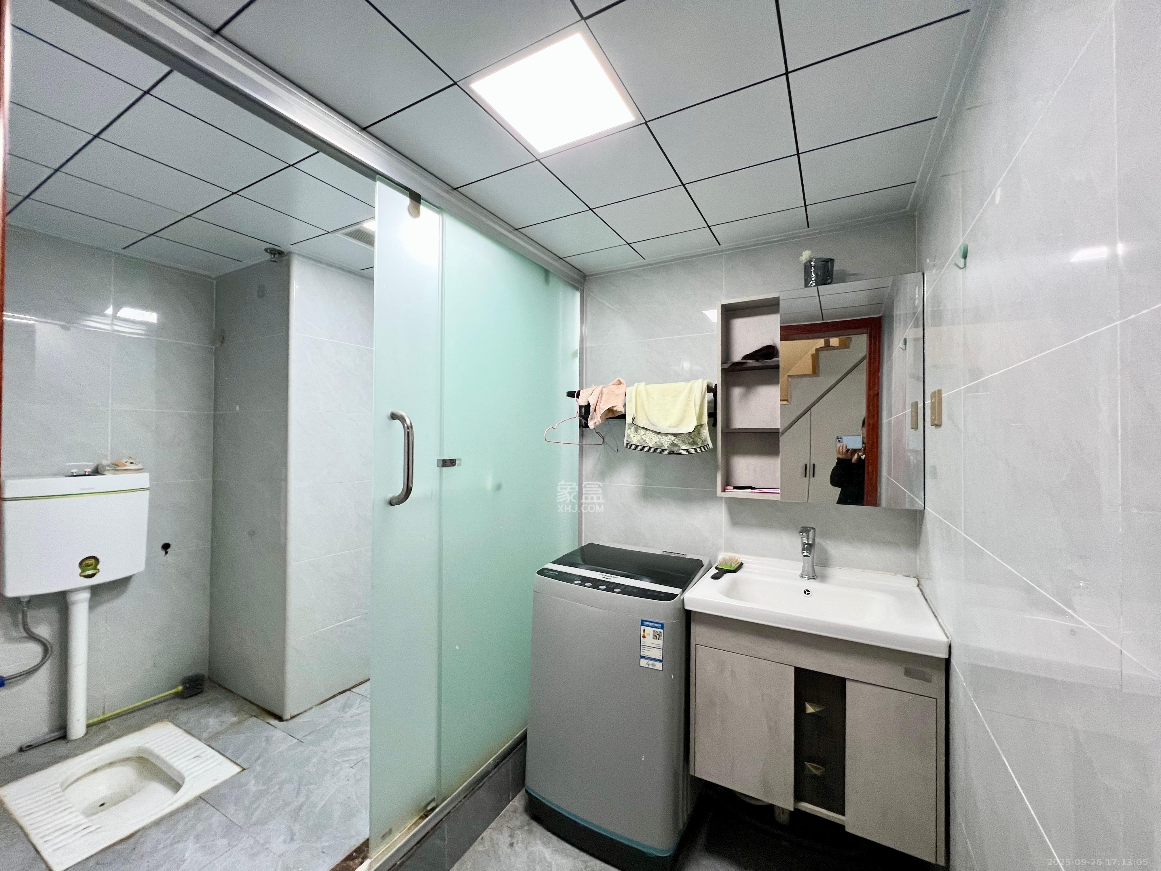 福晟钱隆国际(晟冉景苑) 2室2厅1卫 2200.0元/月 福晟钱隆国际(晟冉景苑) 2室2厅1卫 2200.0元/月室内图