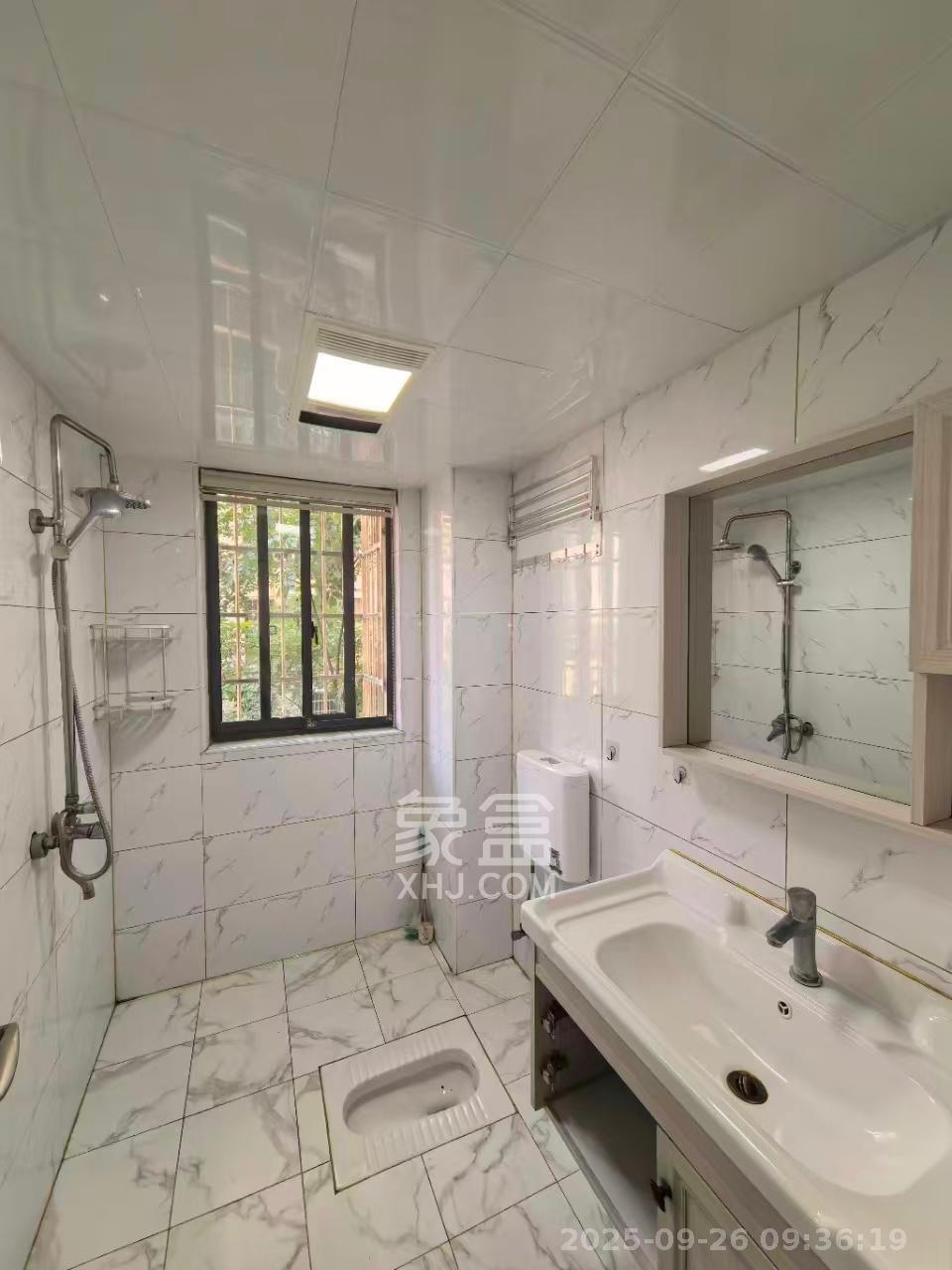 桥头家苑一期 2室2厅1卫 1800.00元/月 桥头家苑一期 2室2厅1卫 1800.00元/月室内图