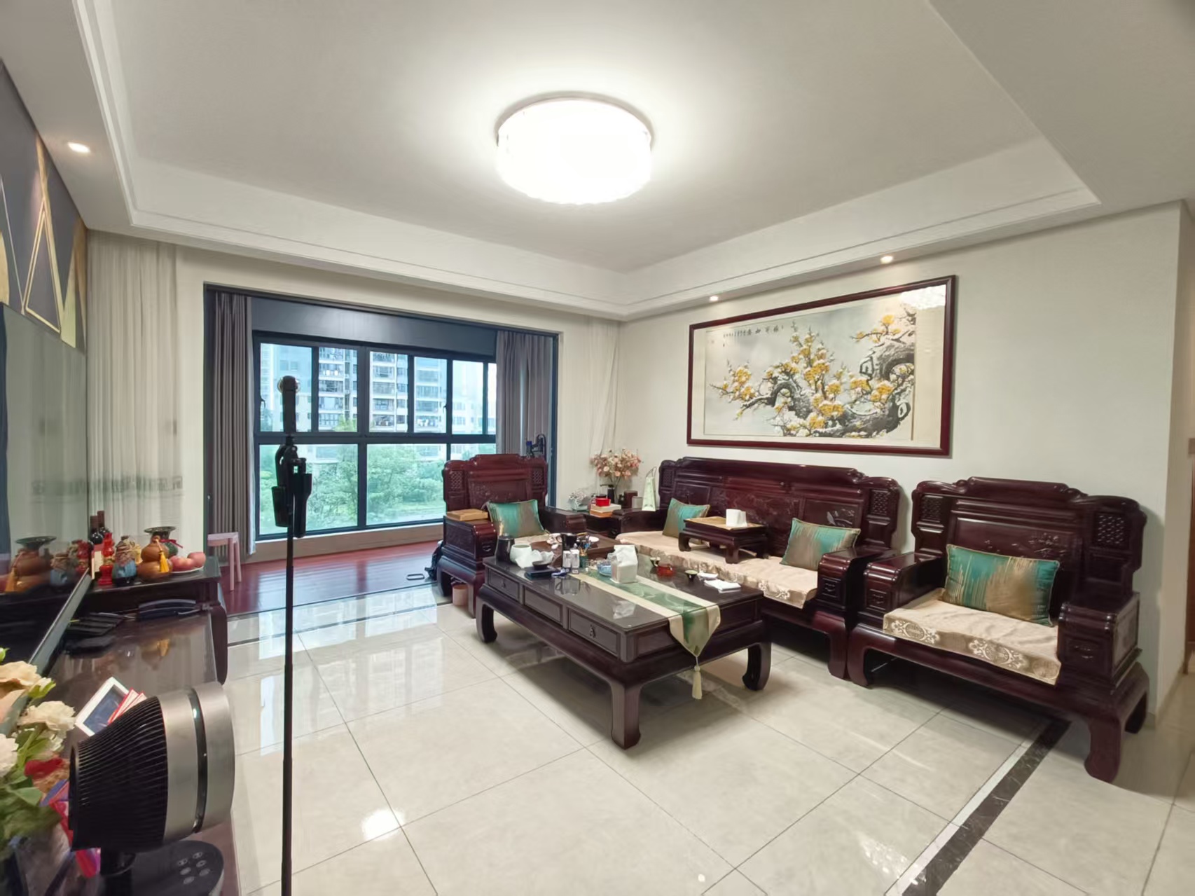 仁恒海棠公园(一期) 3室2厅2卫 7600.0元/月 仁恒海棠公园(一期) 3室2厅2卫 7600.0元/月室内图