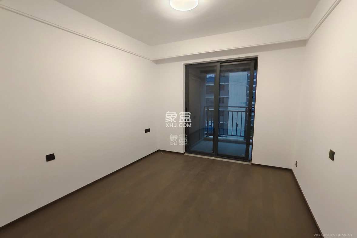 德奥上河城章 4室2厅2卫 3900.0元/月 德奥上河城章 4室2厅2卫 3900.0元/月室内图