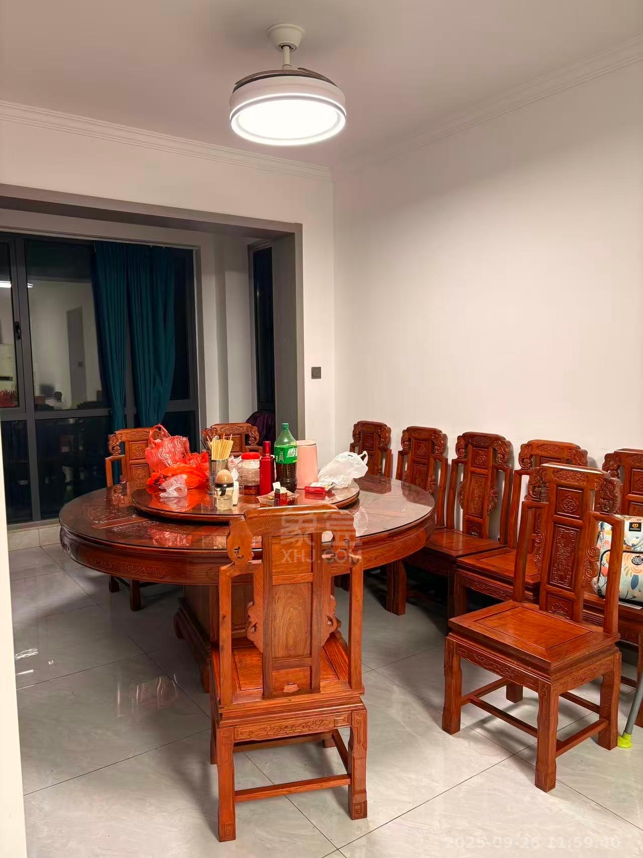 经世龙城  4室2厅2卫    2400.0元/月室内图