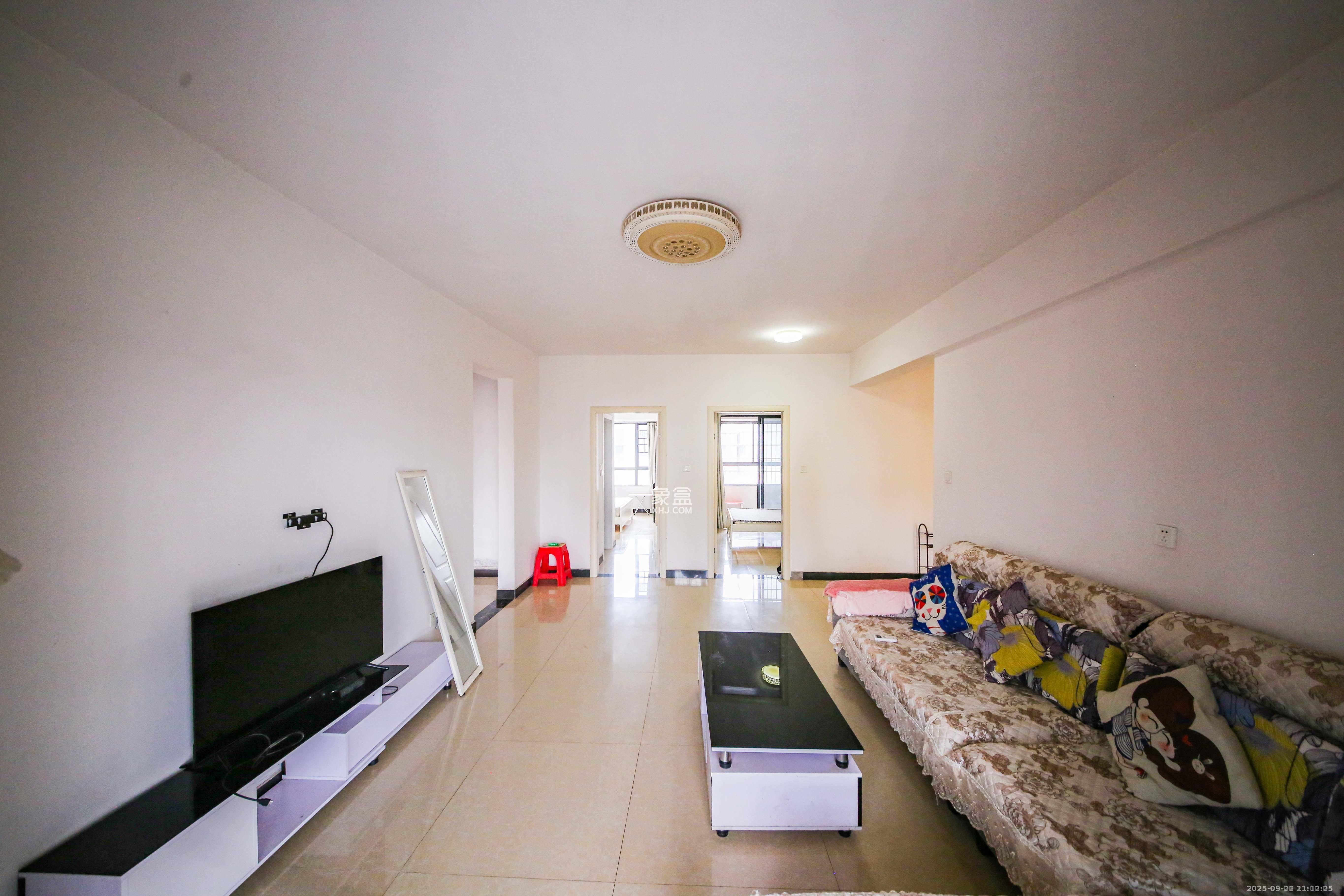 嘉福长安郡(融信澜悦、嘉福好美家园) 3室2厅1卫 2100.0元/月 嘉福长安郡(融信澜悦、嘉福好美家园) 3室2厅1卫 2100.0元/月室内图