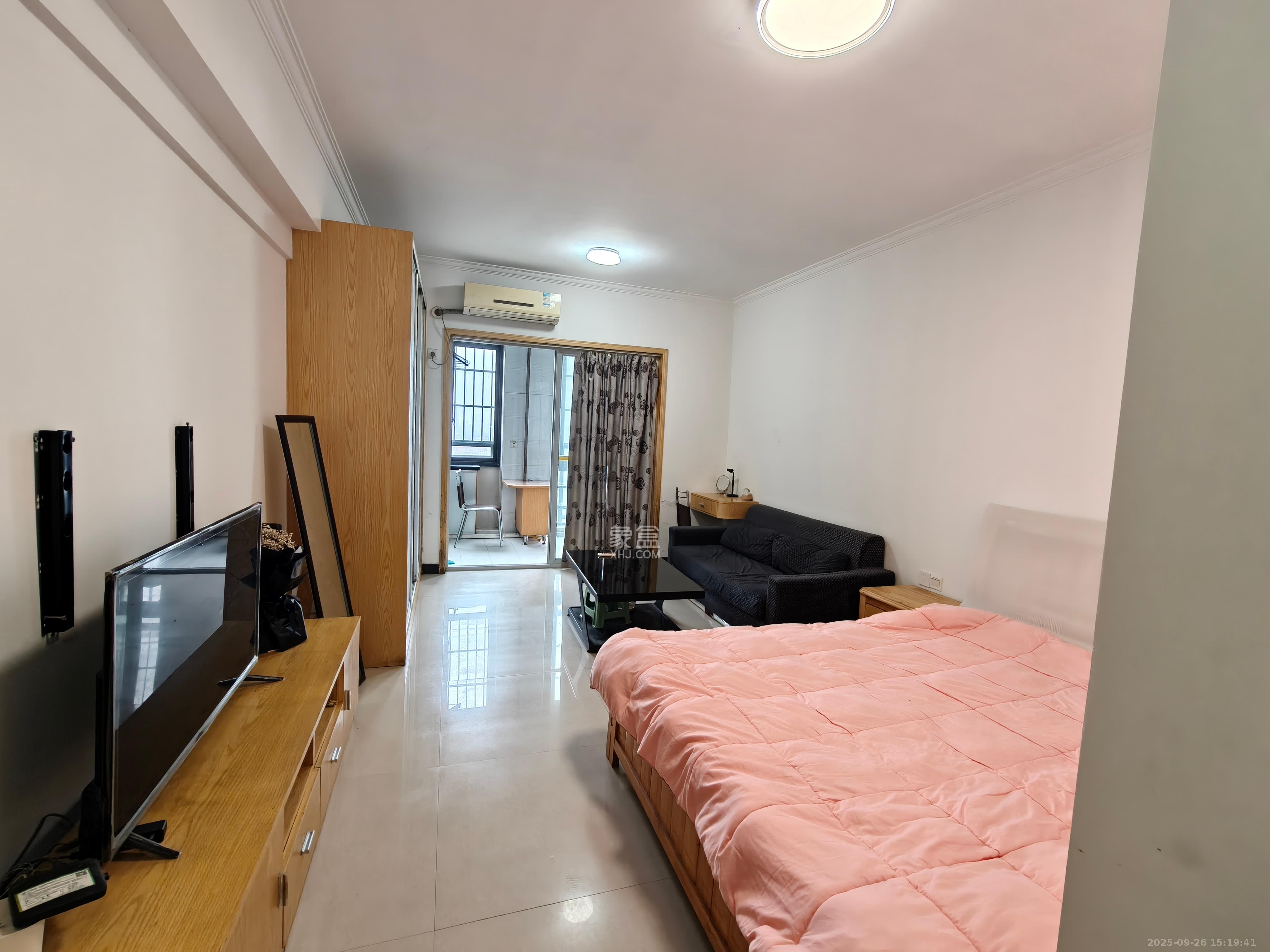 尚都花园城  1室1厅1卫    1100.0元/月 尚都花园城  1室1厅1卫    1100.0元/月室内图