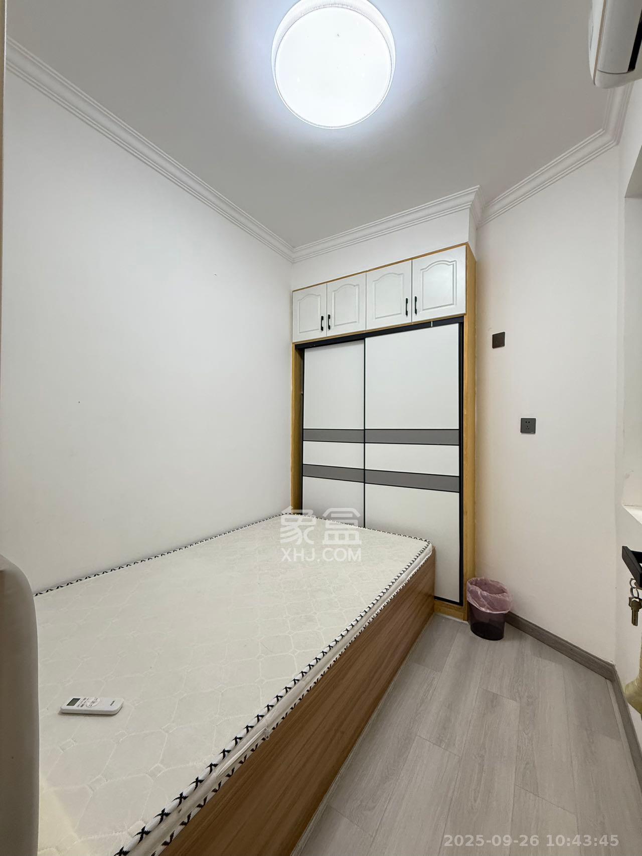 凯通国际城(凯通朝庭) 2室1厅1卫 2500.0元/月 凯通国际城(凯通朝庭) 2室1厅1卫 2500.0元/月室内图