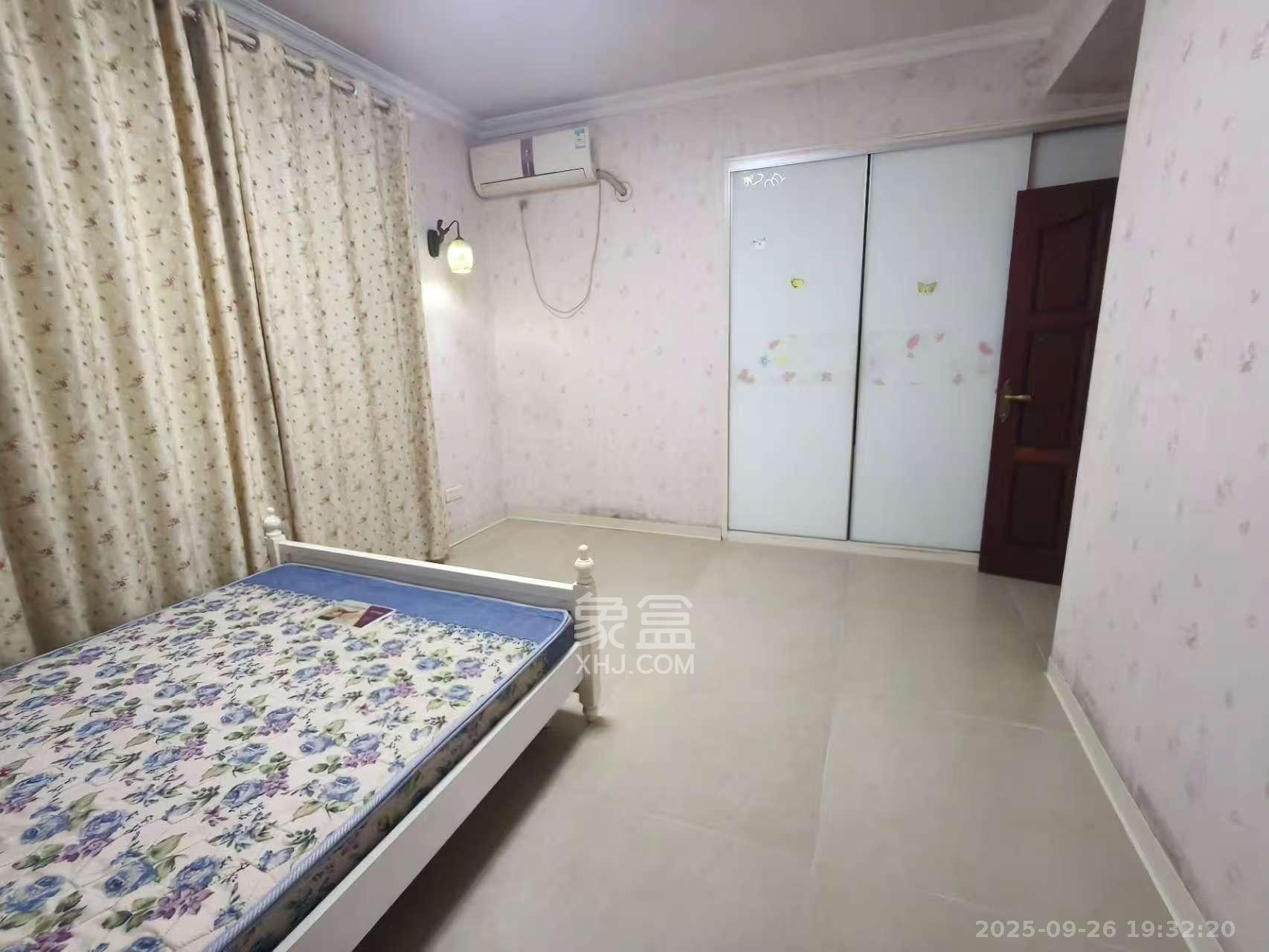 绿城桂花城 4室2厅2卫 4000.0元/月 绿城桂花城 4室2厅2卫 4000.0元/月室内图