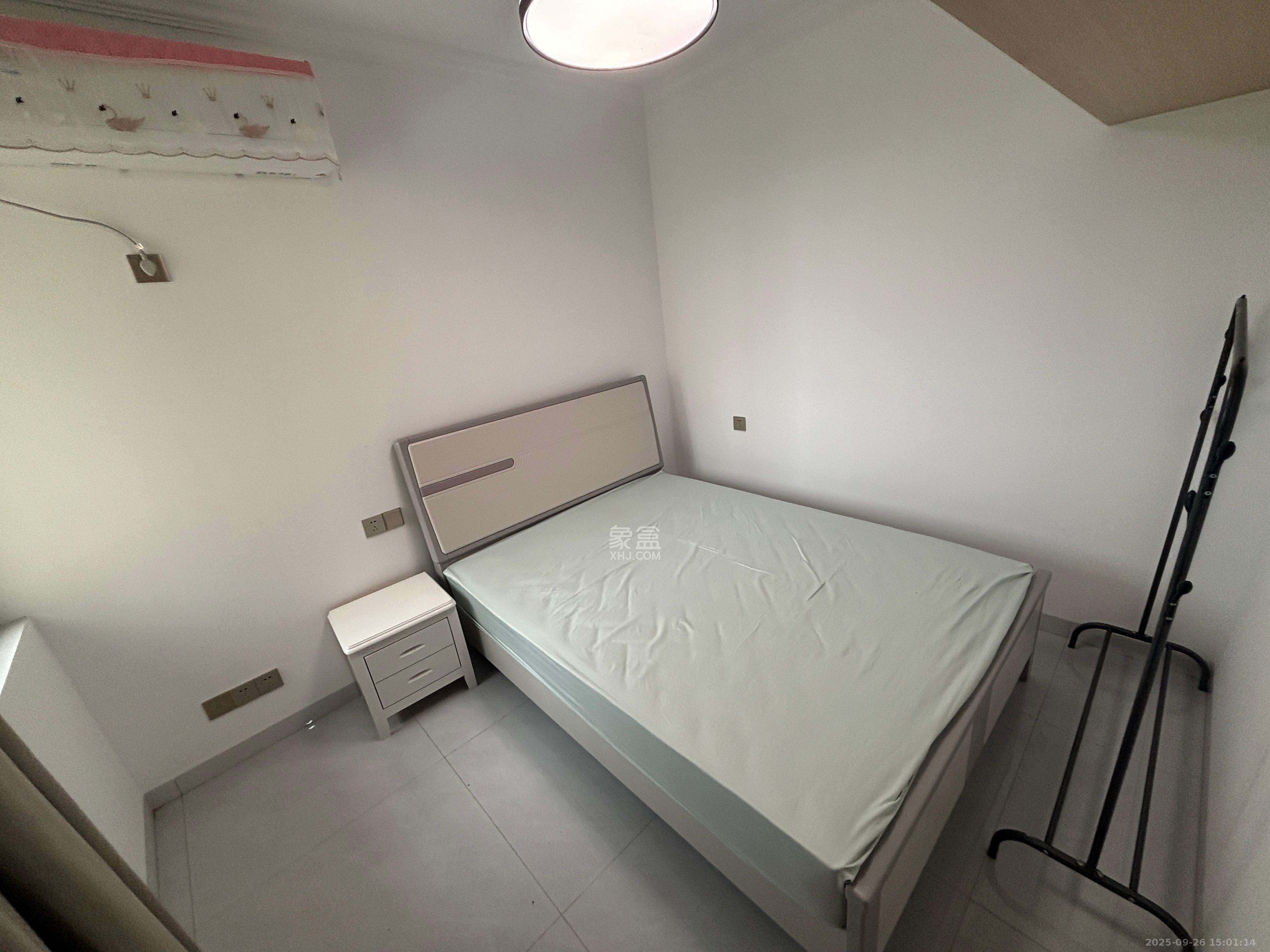 桥头家园二期（桥头家苑二期）  2室2厅1卫   1800.00元/月室内图