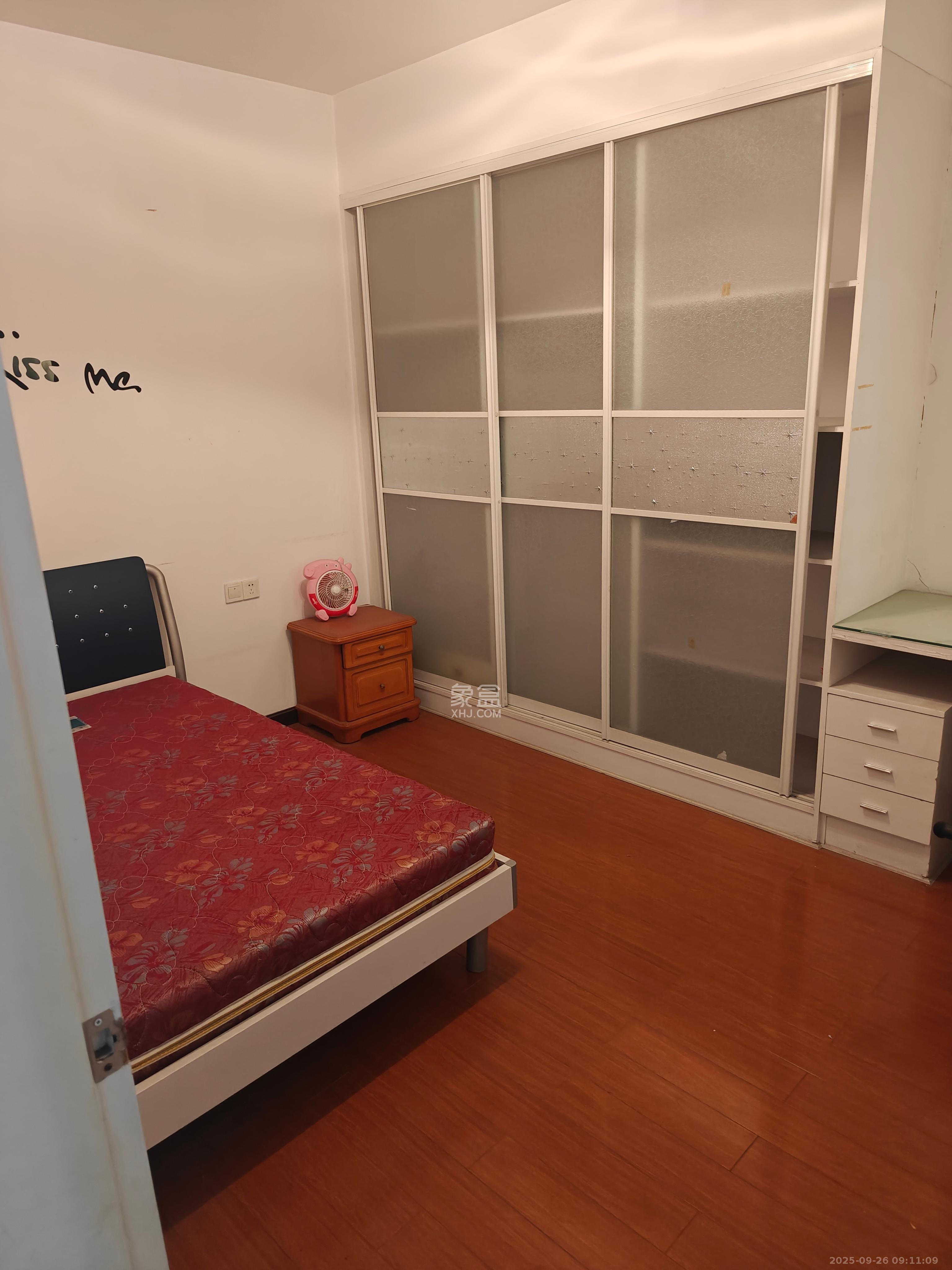 新楚天扶华庭 2室1厅1卫 2400.0元/月 新楚天扶华庭 2室1厅1卫 2400.0元/月室内图