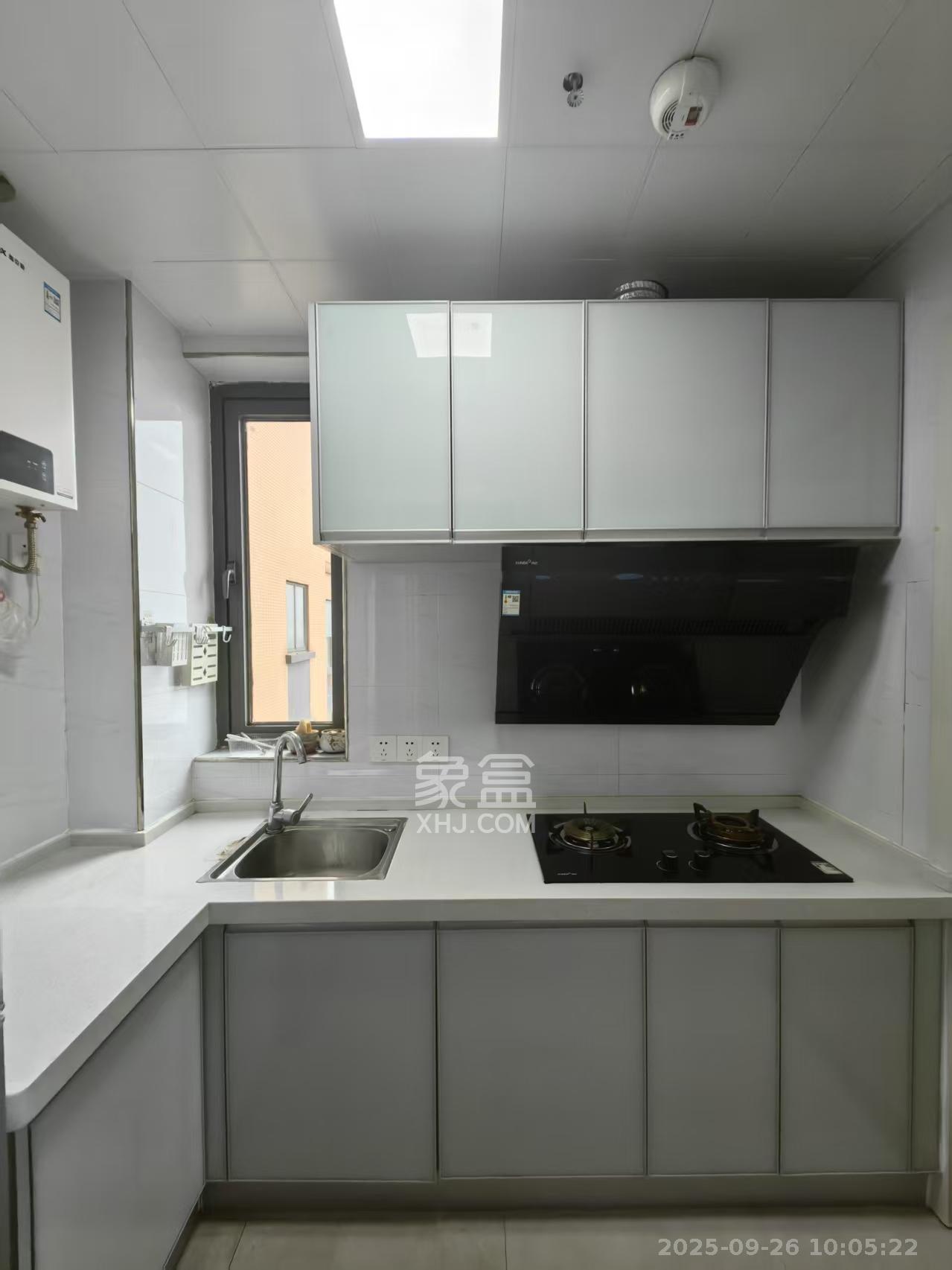 天健城 1室1厅1卫 2700.0元/月 天健城 1室1厅1卫 2700.0元/月室内图