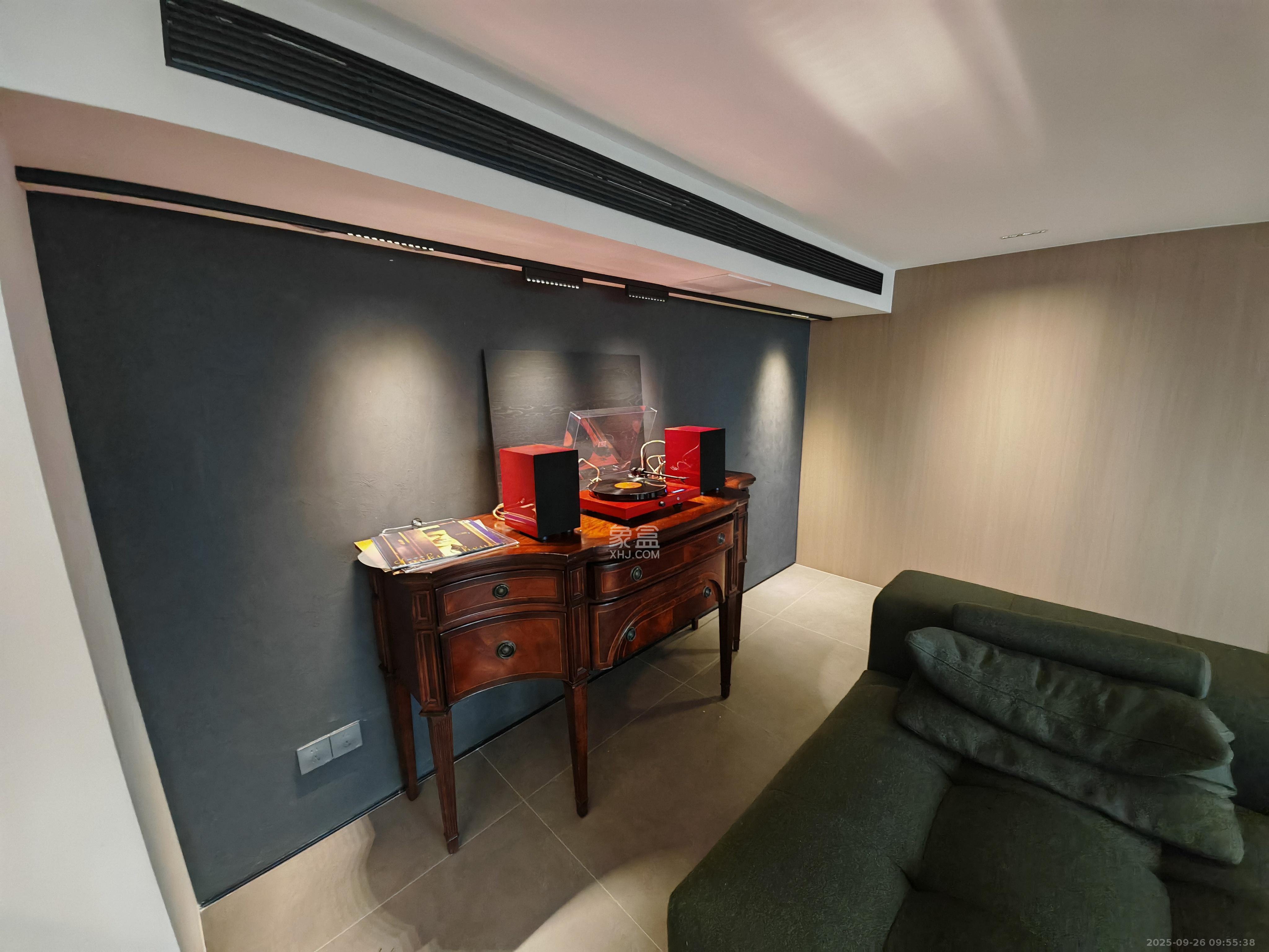 京武浪琴山三期(京武中心) 3室1厅1卫 14000.0元/月 京武浪琴山三期(京武中心) 3室1厅1卫 14000.0元/月室内图