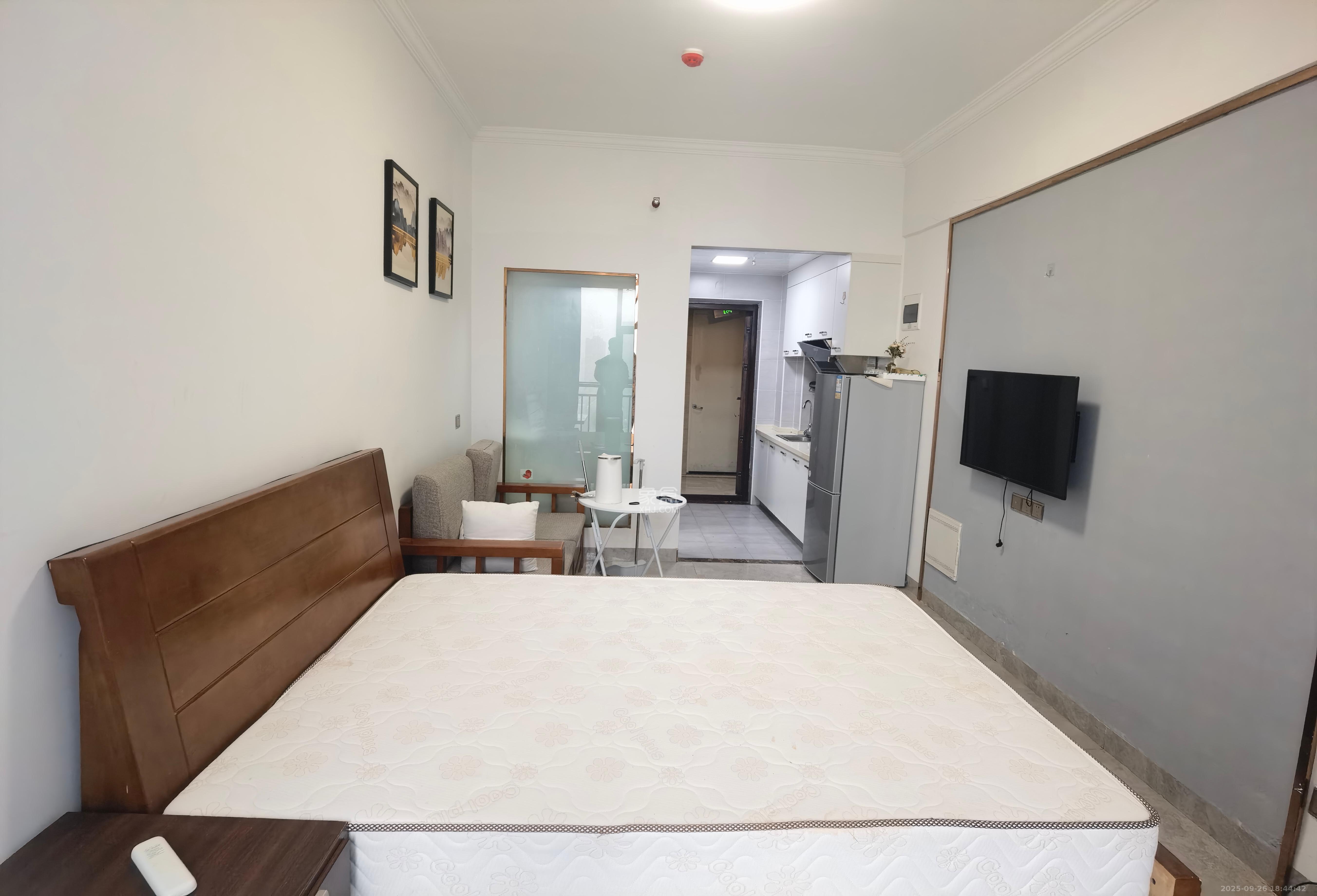 东盈商业广场(华泉城市广场) 1室0厅0卫 1500.0元/月 东盈商业广场(华泉城市广场) 1室0厅0卫 1500.0元/月室内图