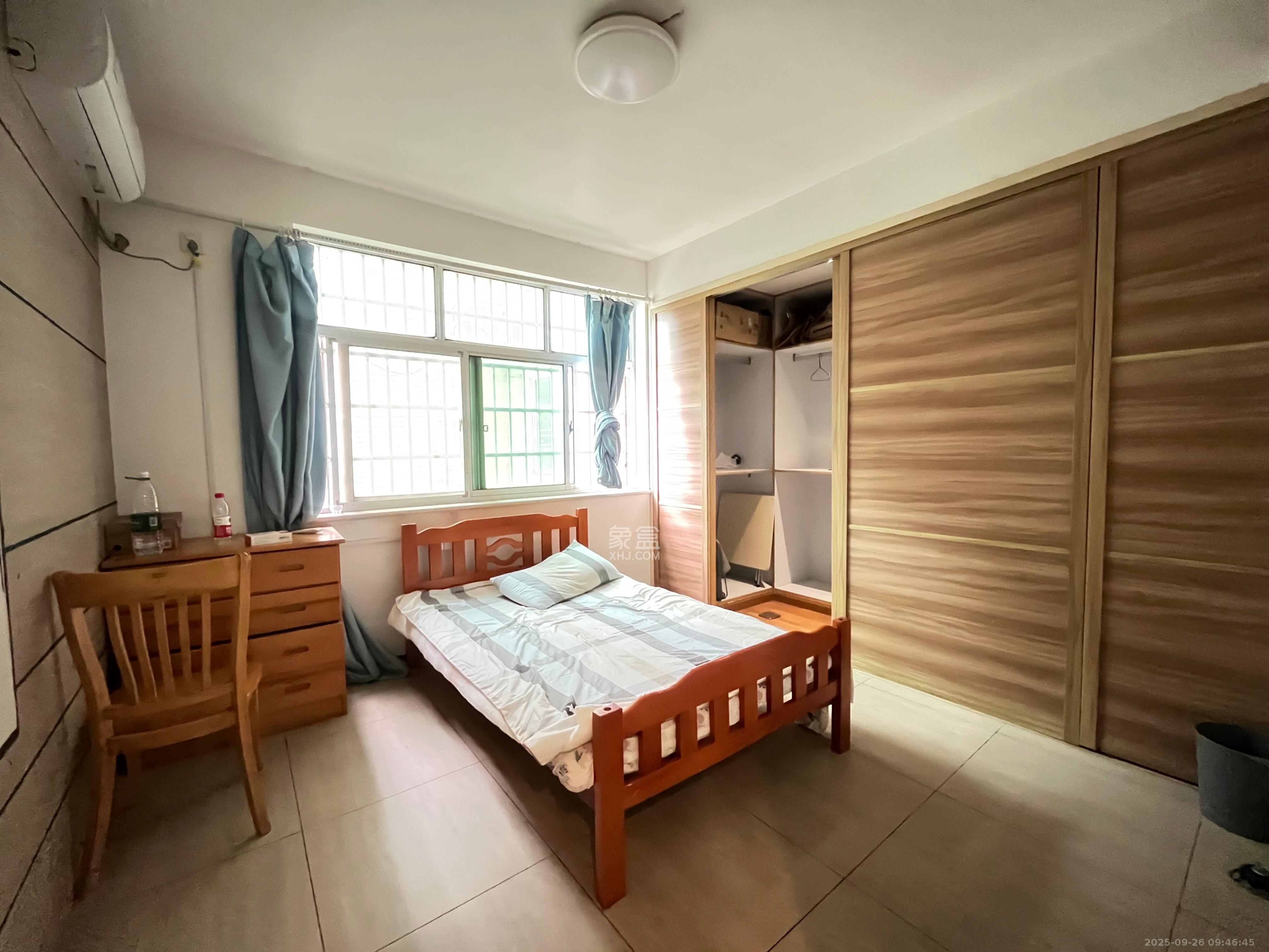 格林星城 4室2厅2卫 2500.0元/月 格林星城 4室2厅2卫 2500.0元/月室内图