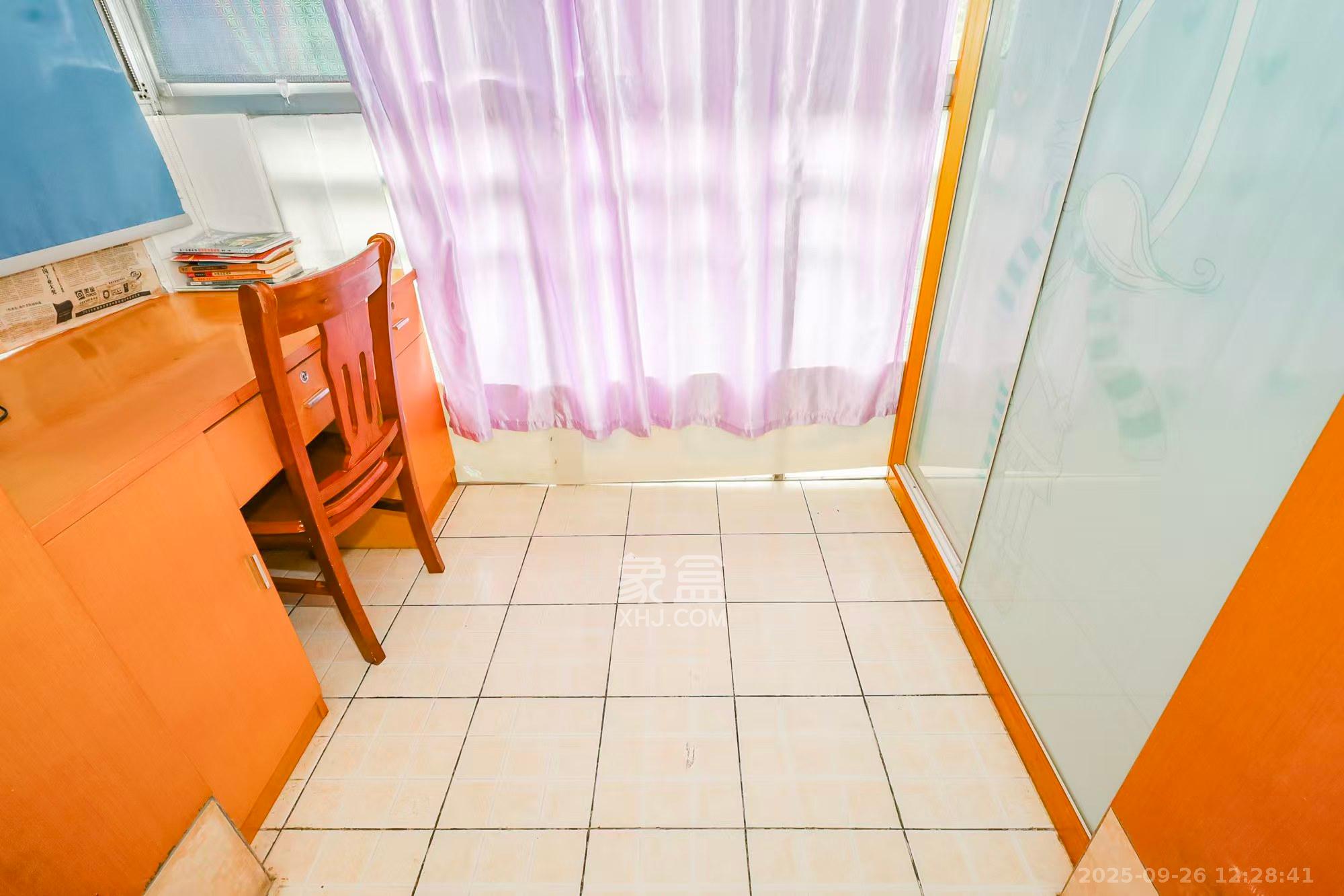 新诚小区 2室1厅1卫 1400.0元/月 新诚小区 2室1厅1卫 1400.0元/月室内图