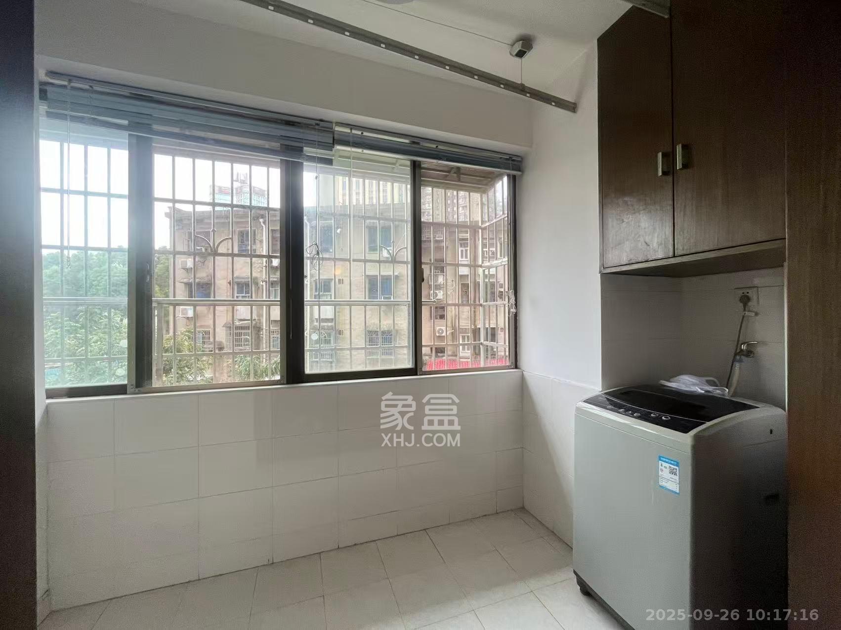 芙蓉蓉苑 2室2厅1卫 2600.0元/月 芙蓉蓉苑 2室2厅1卫 2600.0元/月室内图