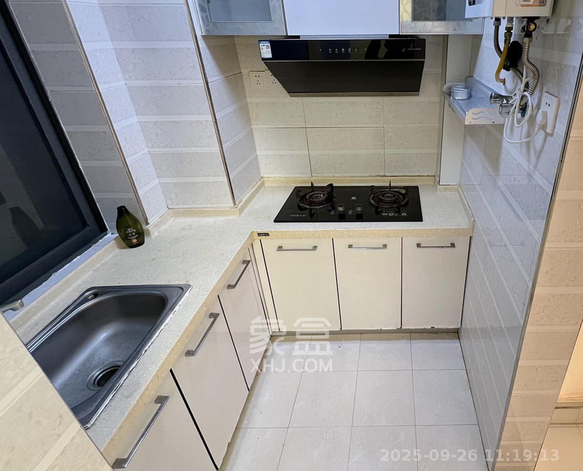 少帅府  1室1厅1卫    2100.0元/月室内图