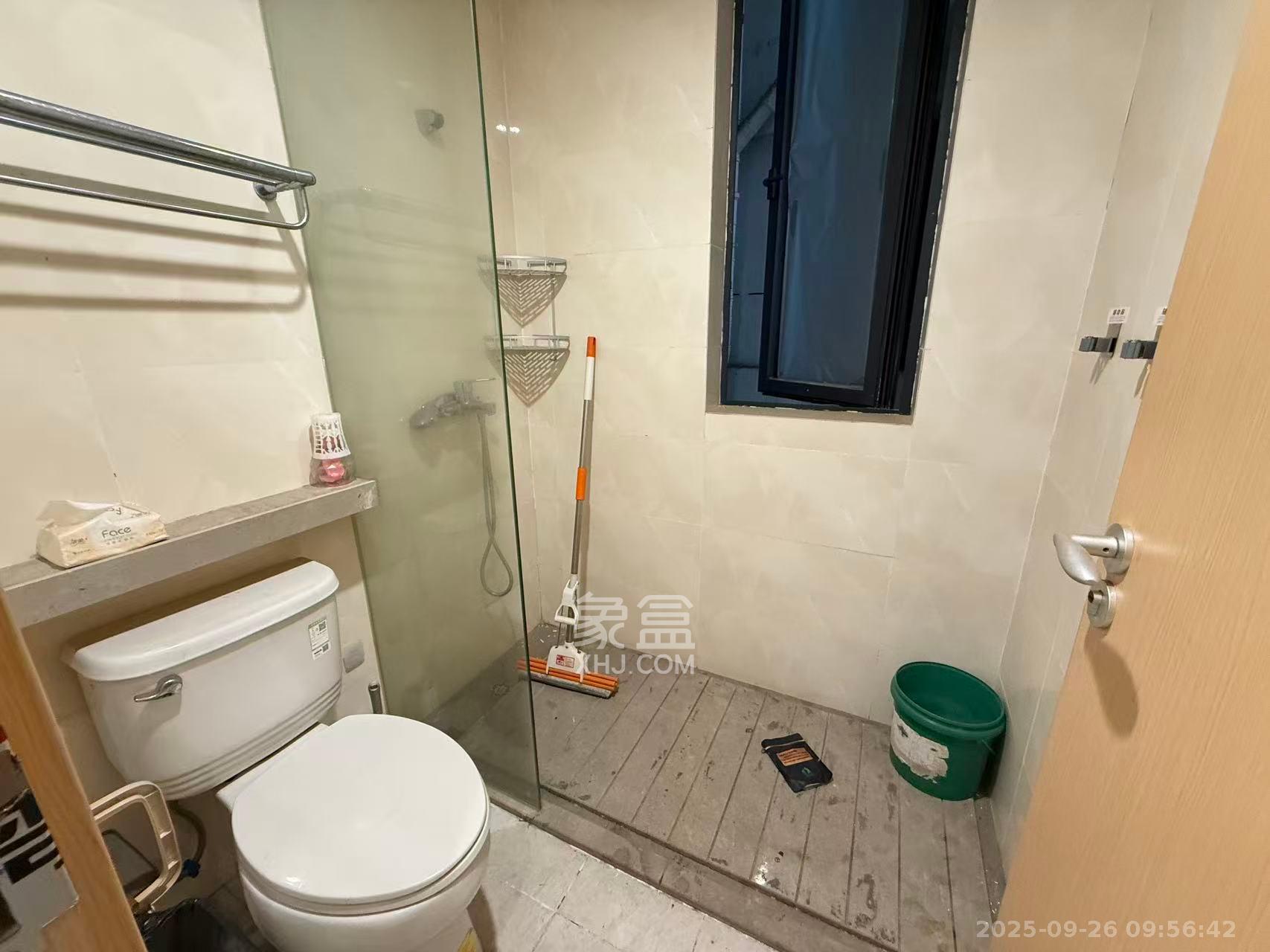 启迪协信中心 2室2厅1卫 2400.0元/月 启迪协信中心 2室2厅1卫 2400.0元/月室内图