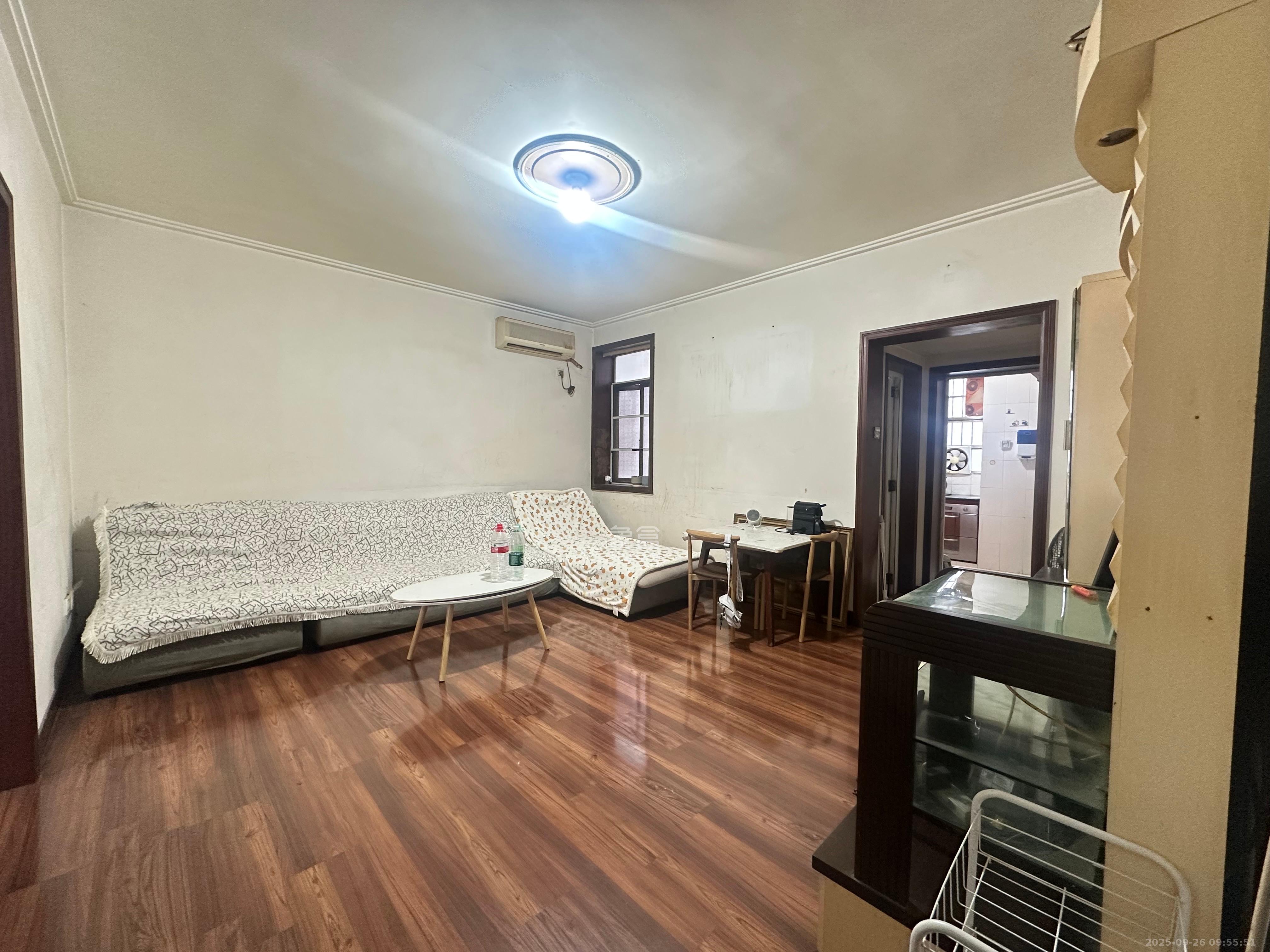 兴汉门公寓 2室1厅1卫 1500.0元/月 兴汉门公寓 2室1厅1卫 1500.0元/月室内图