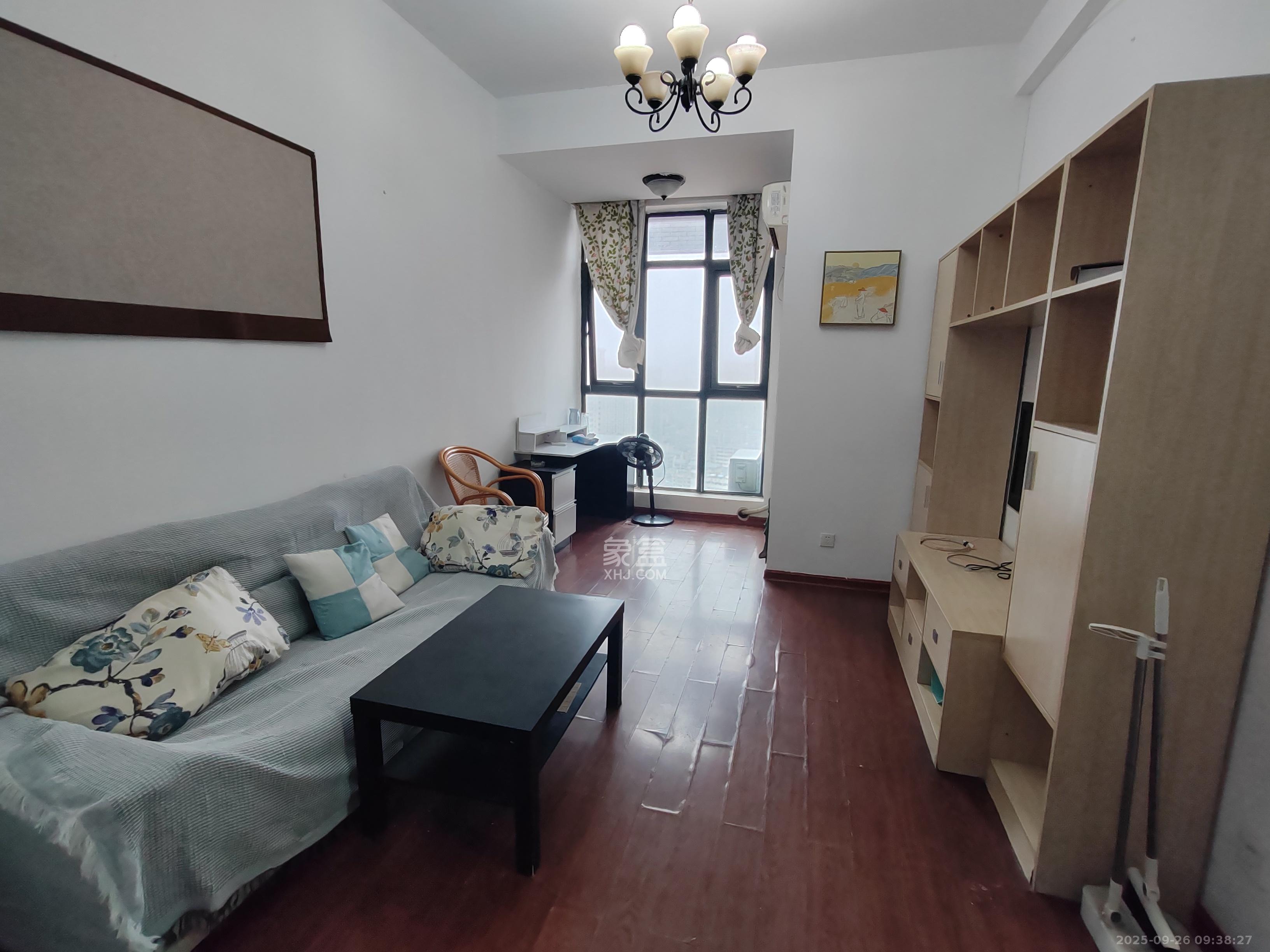 中天广场 1室1厅1卫 2200.0元/月 中天广场 1室1厅1卫 2200.0元/月室内图