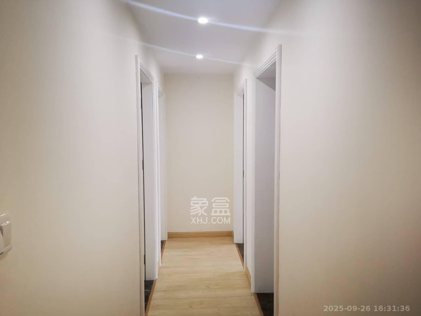 五江天街北区  4室2厅2卫    3200.0元/月室内图