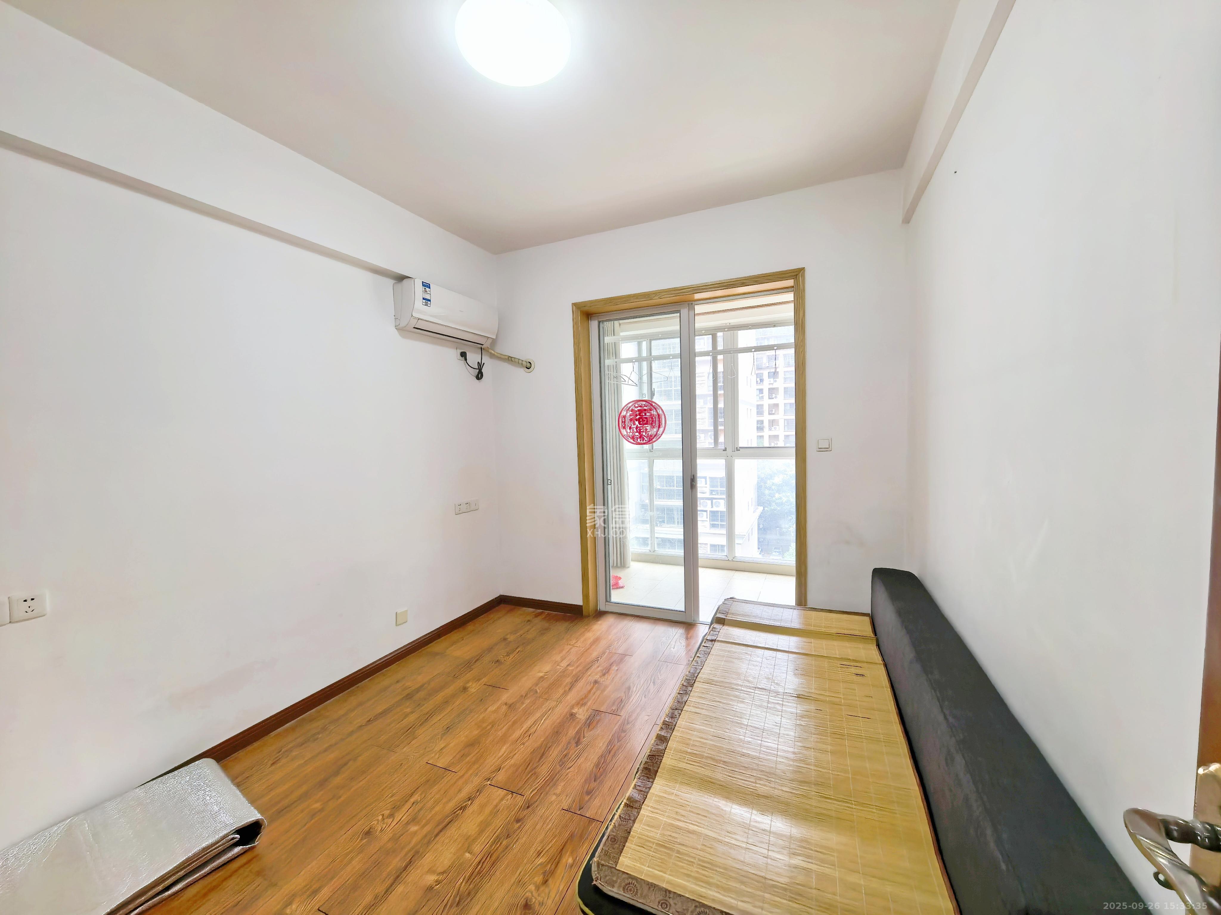 城市山水豪园(山水城市风景) 1室2厅2卫 2700.0元/月 城市山水豪园(山水城市风景) 1室2厅2卫 2700.0元/月室内图