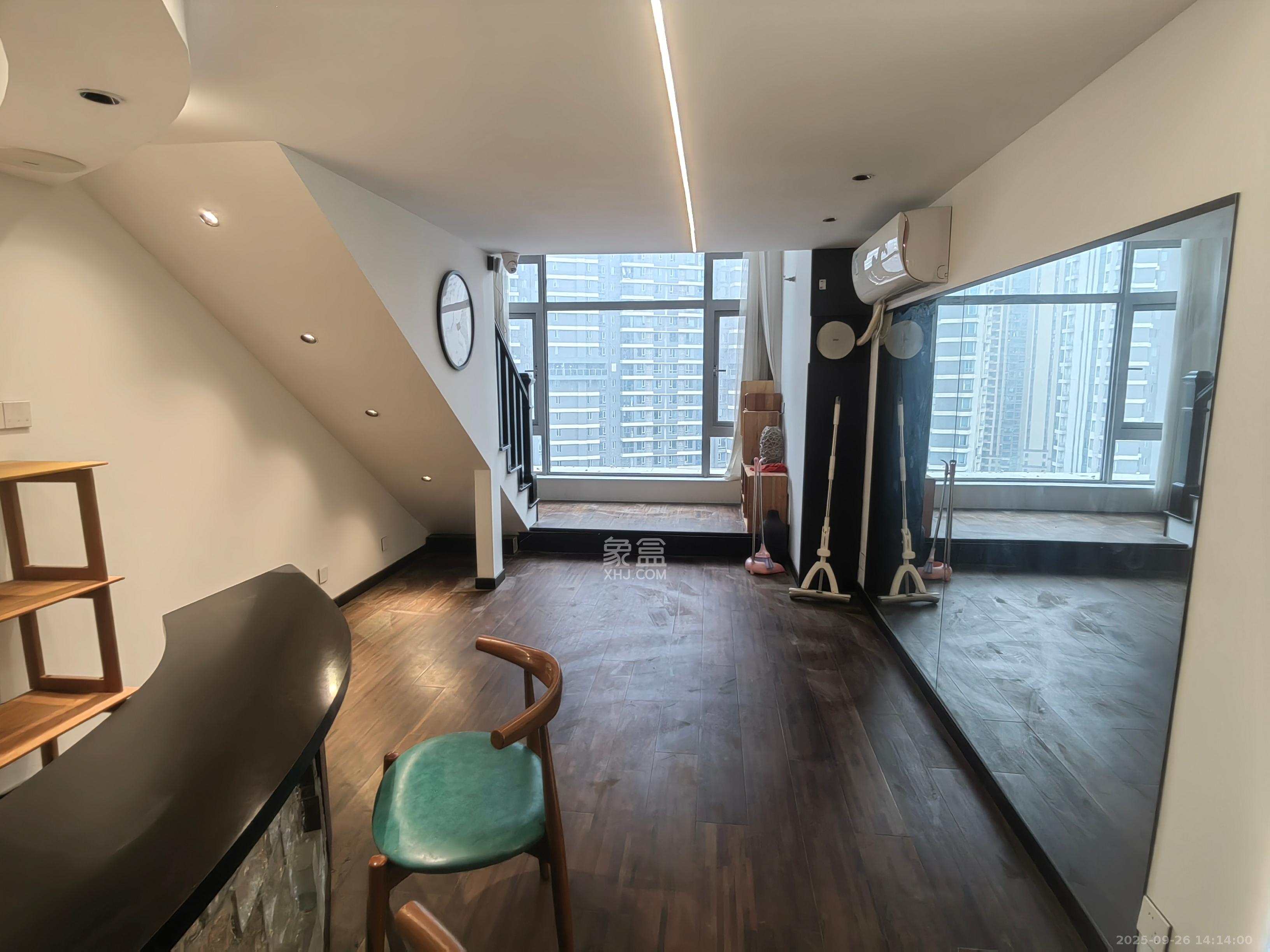 保利天禧EF区 2室1厅1卫 2500.0元/月 保利天禧EF区 2室1厅1卫 2500.0元/月室内图