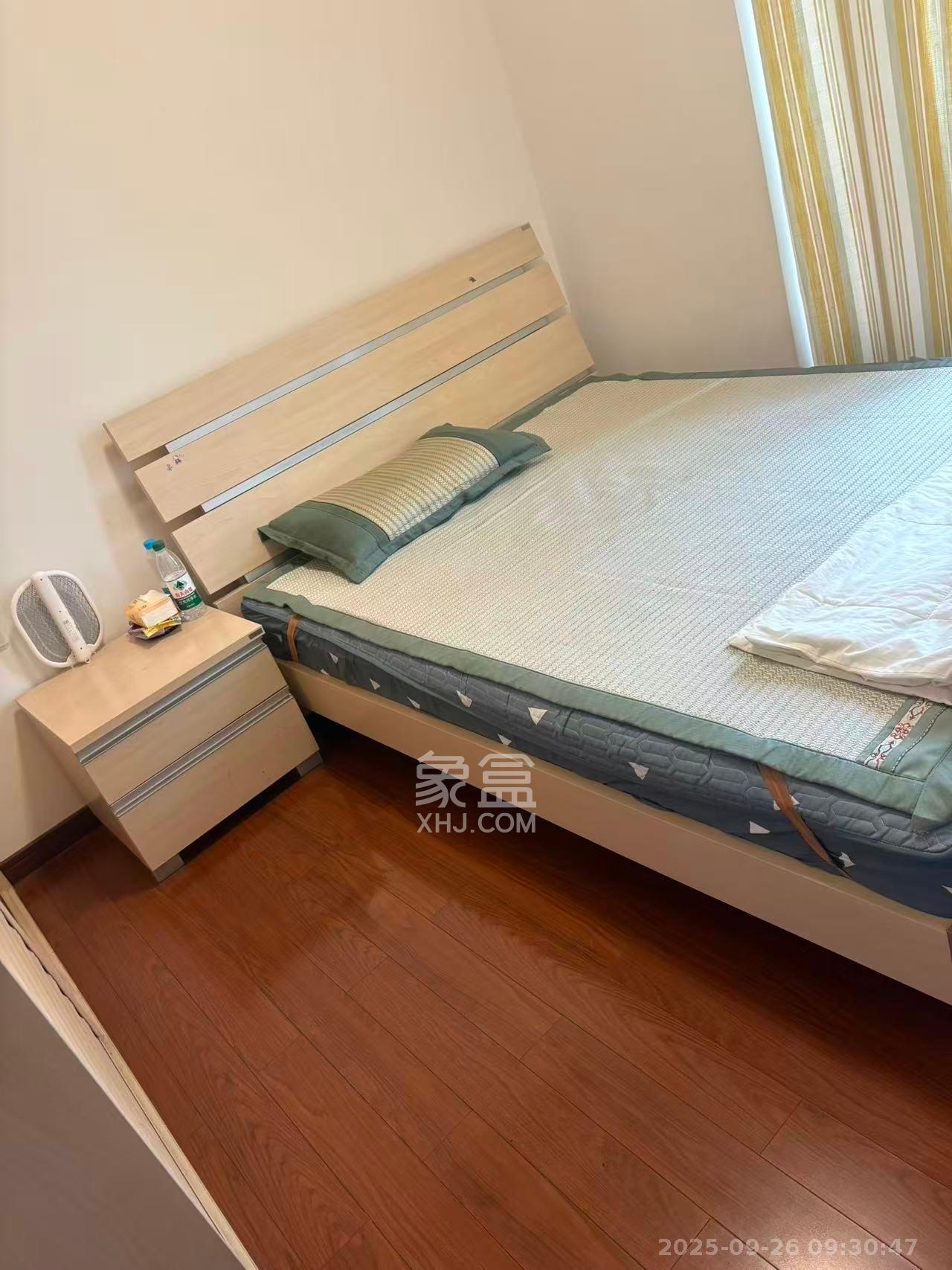 万科魅力之城非凡里  3室2厅1卫    2500.0元/月室内图