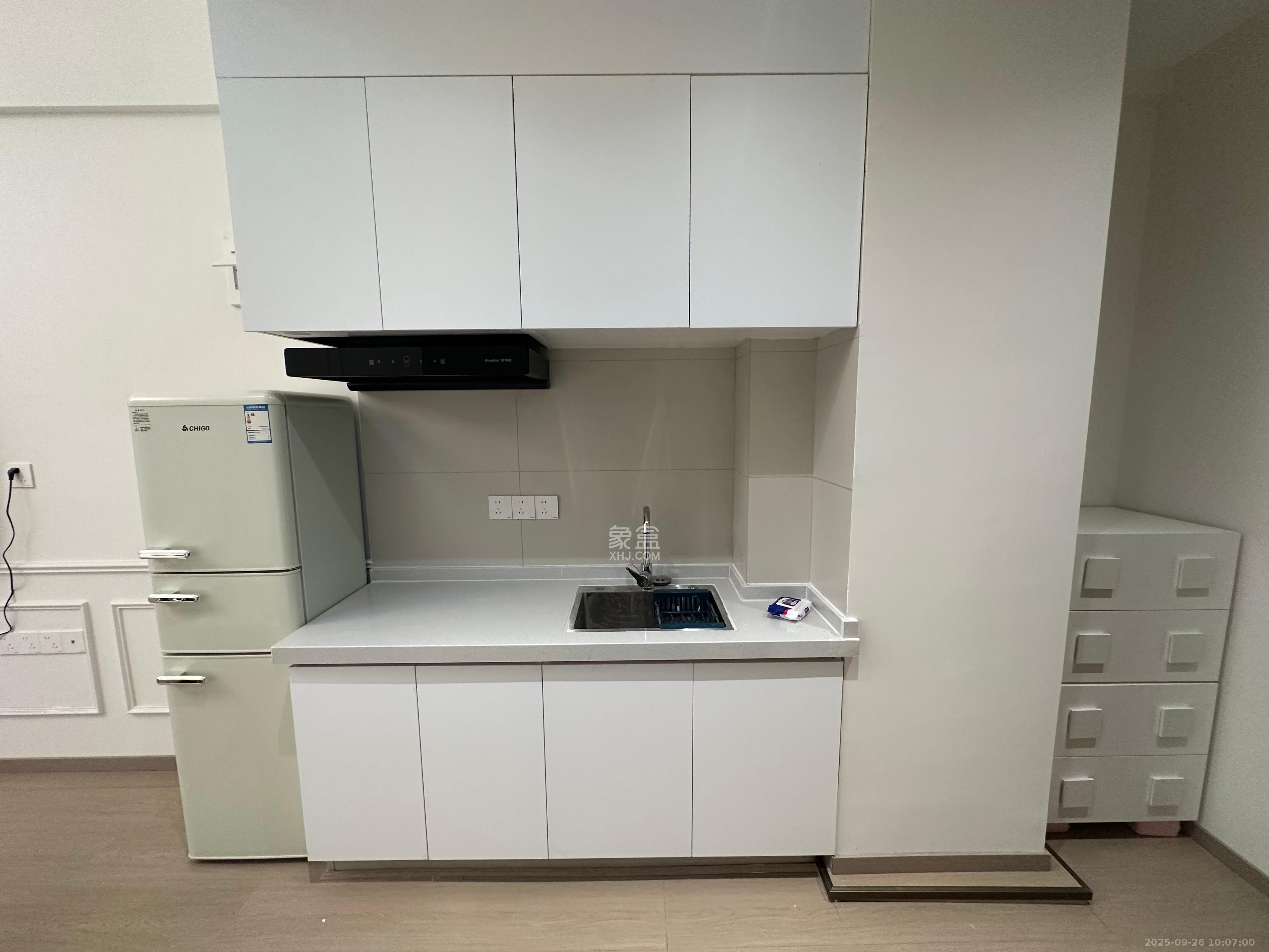 华润置地中心 1室1厅1卫 2700.0元/月 华润置地中心 1室1厅1卫 2700.0元/月室内图