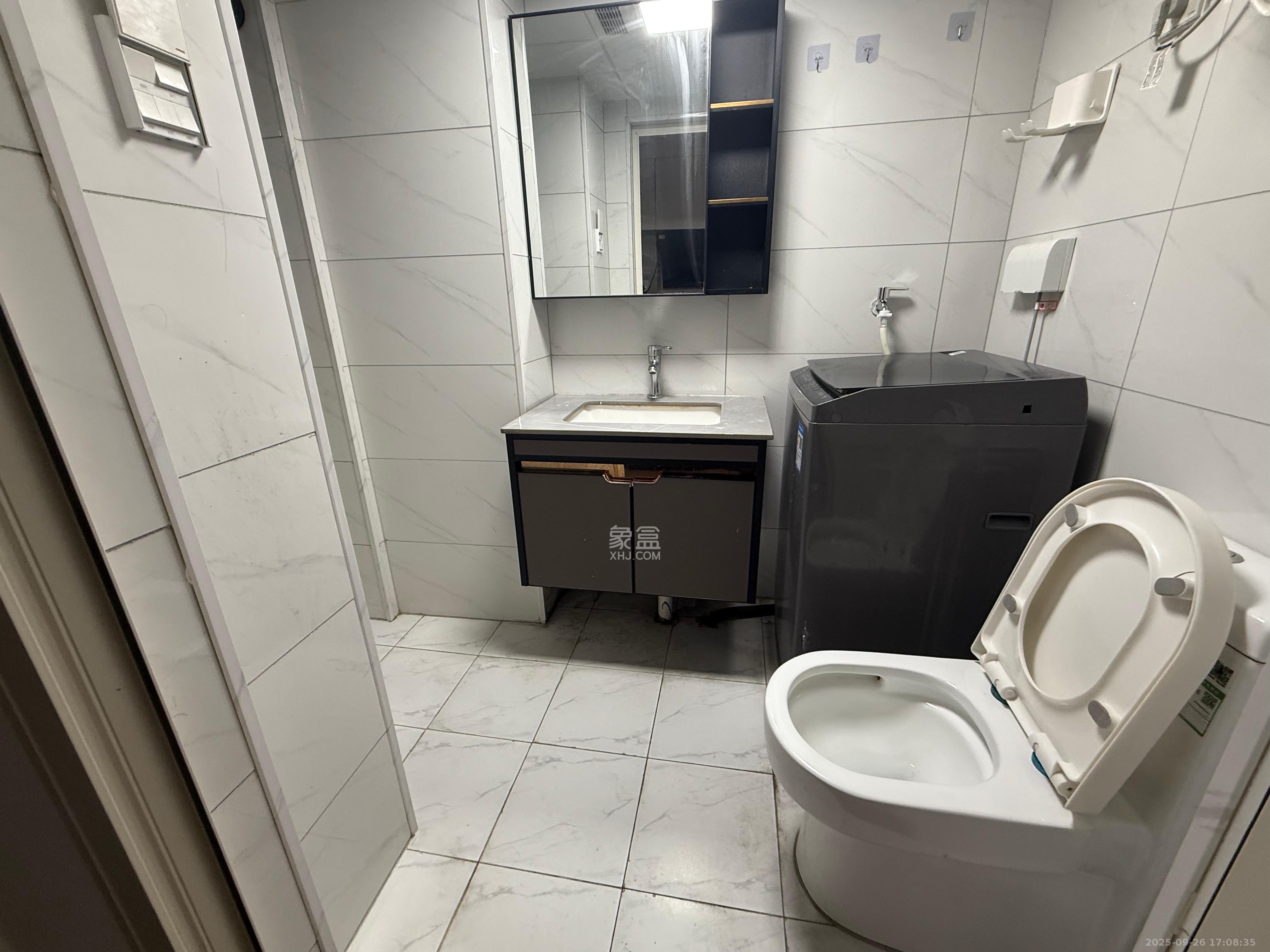 北辰时光里  1室0厅0卫    1800.0元/月室内图