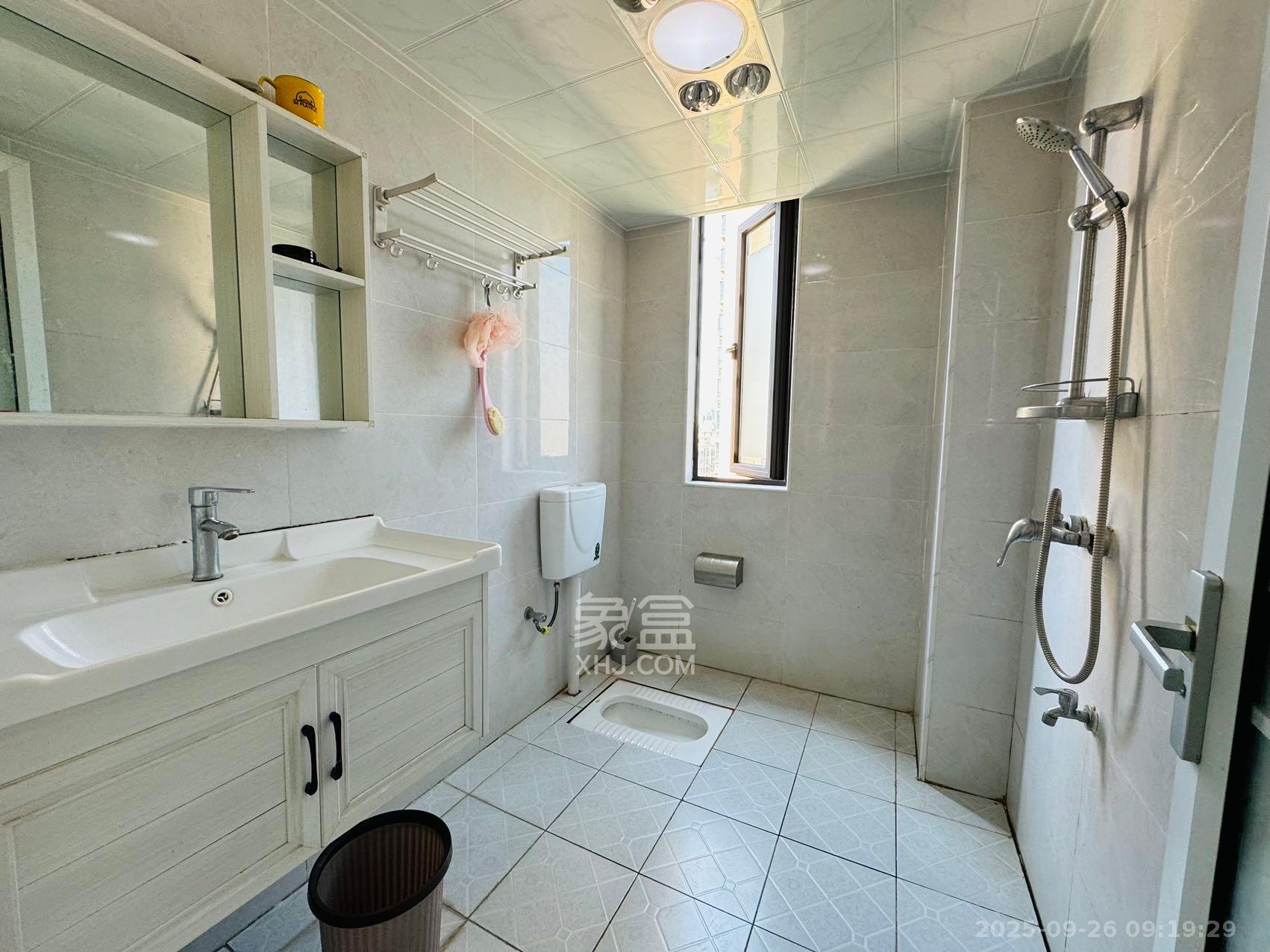 中铁西江悦一期 3室2厅2卫 3000.0元/月 中铁西江悦一期 3室2厅2卫 3000.0元/月室内图