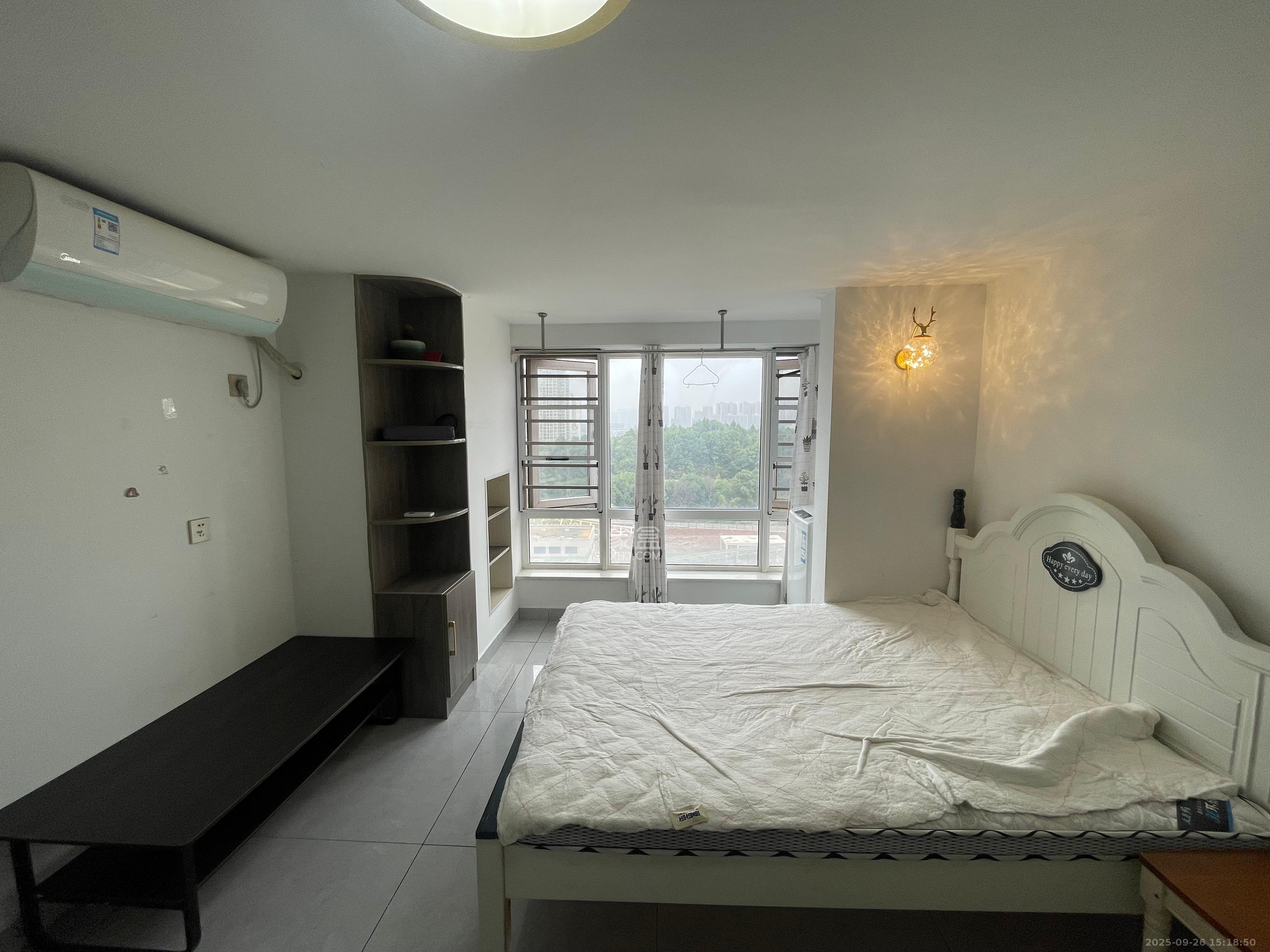 金地铂悦 1室1厅1卫 900.0元/月 金地铂悦 1室1厅1卫 900.0元/月室内图