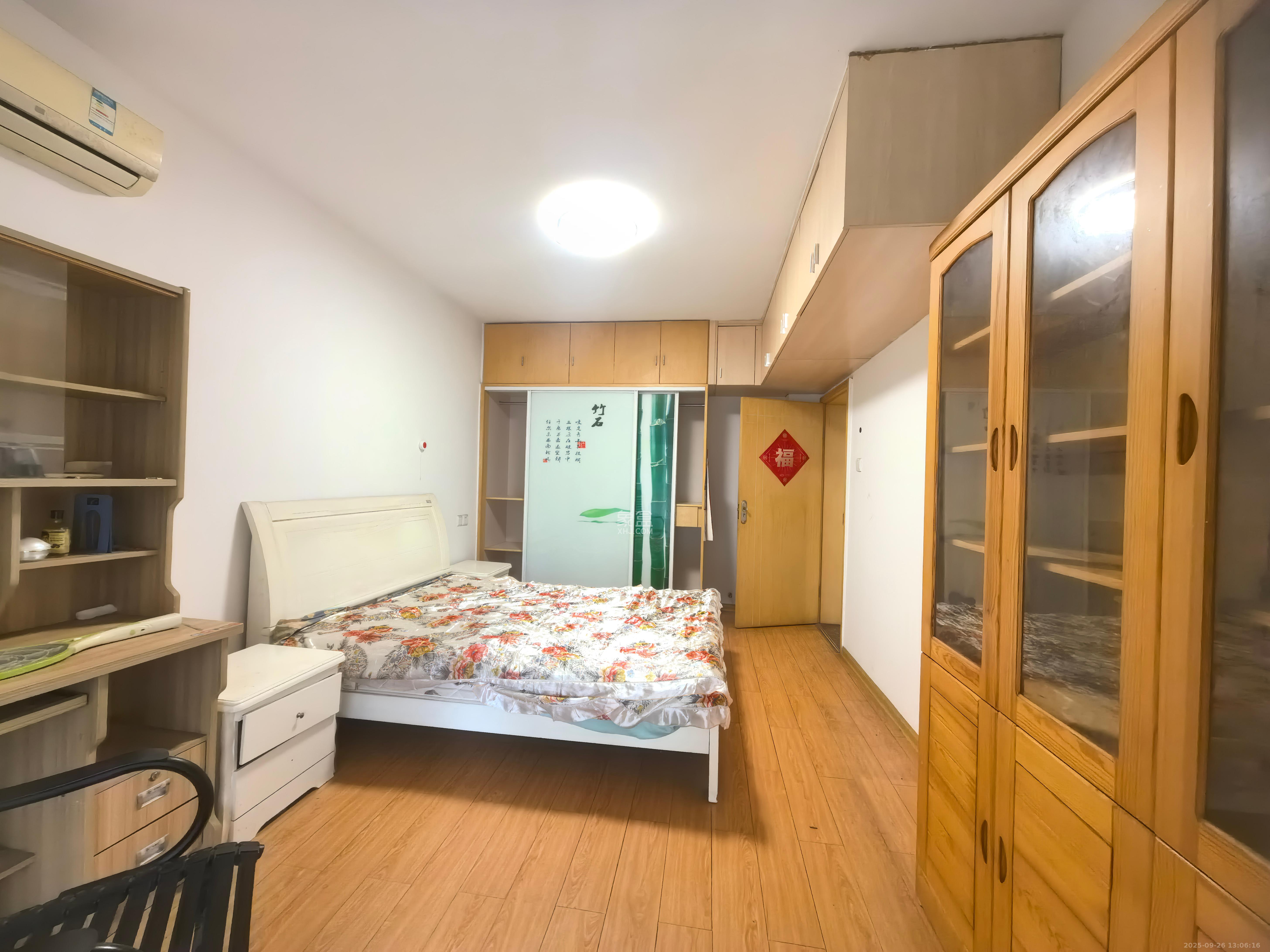 新诚小区 2室2厅1卫 1800.0元/月 新诚小区 2室2厅1卫 1800.0元/月室内图