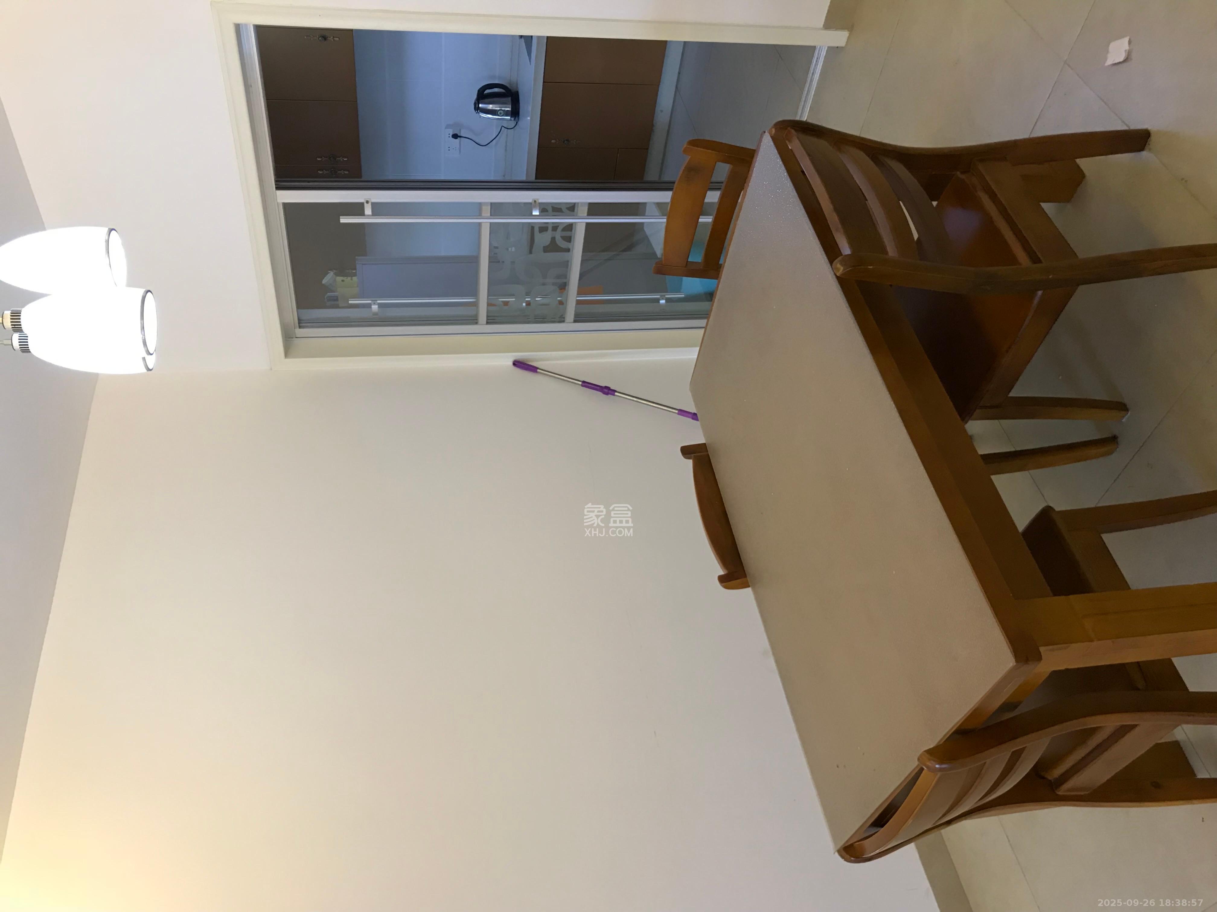 保利麓谷林语C区 3室2厅1卫 2800.0元/月 保利麓谷林语C区 3室2厅1卫 2800.0元/月室内图