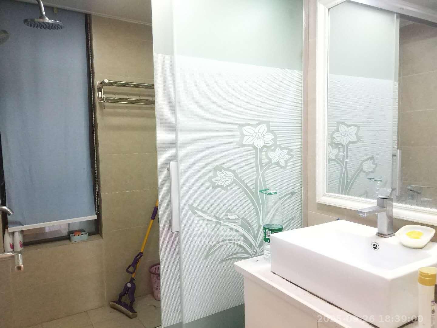 保利麓谷林语C区 3室2厅1卫 2800.0元/月 保利麓谷林语C区 3室2厅1卫 2800.0元/月室内图