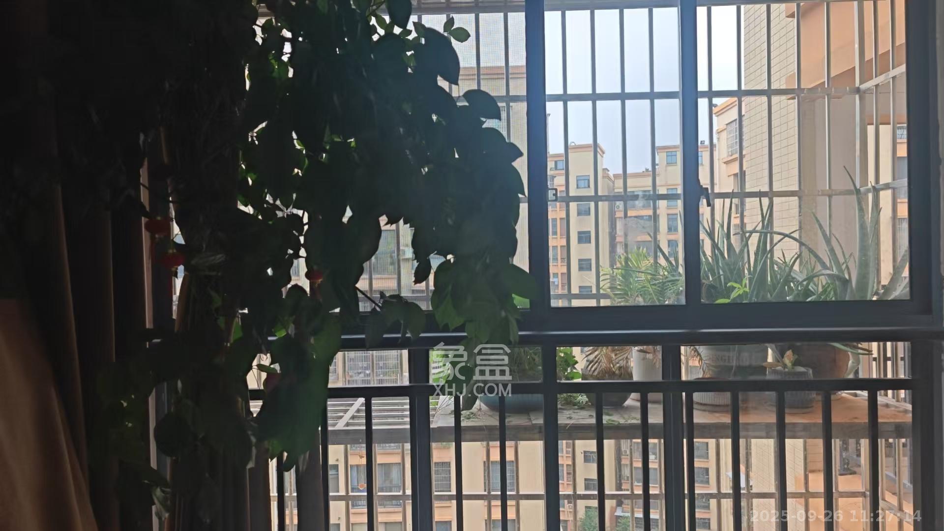 安泰嘉园(湘府邻伴) 3室2厅2卫 2600.0元/月 安泰嘉园(湘府邻伴) 3室2厅2卫 2600.0元/月室内图