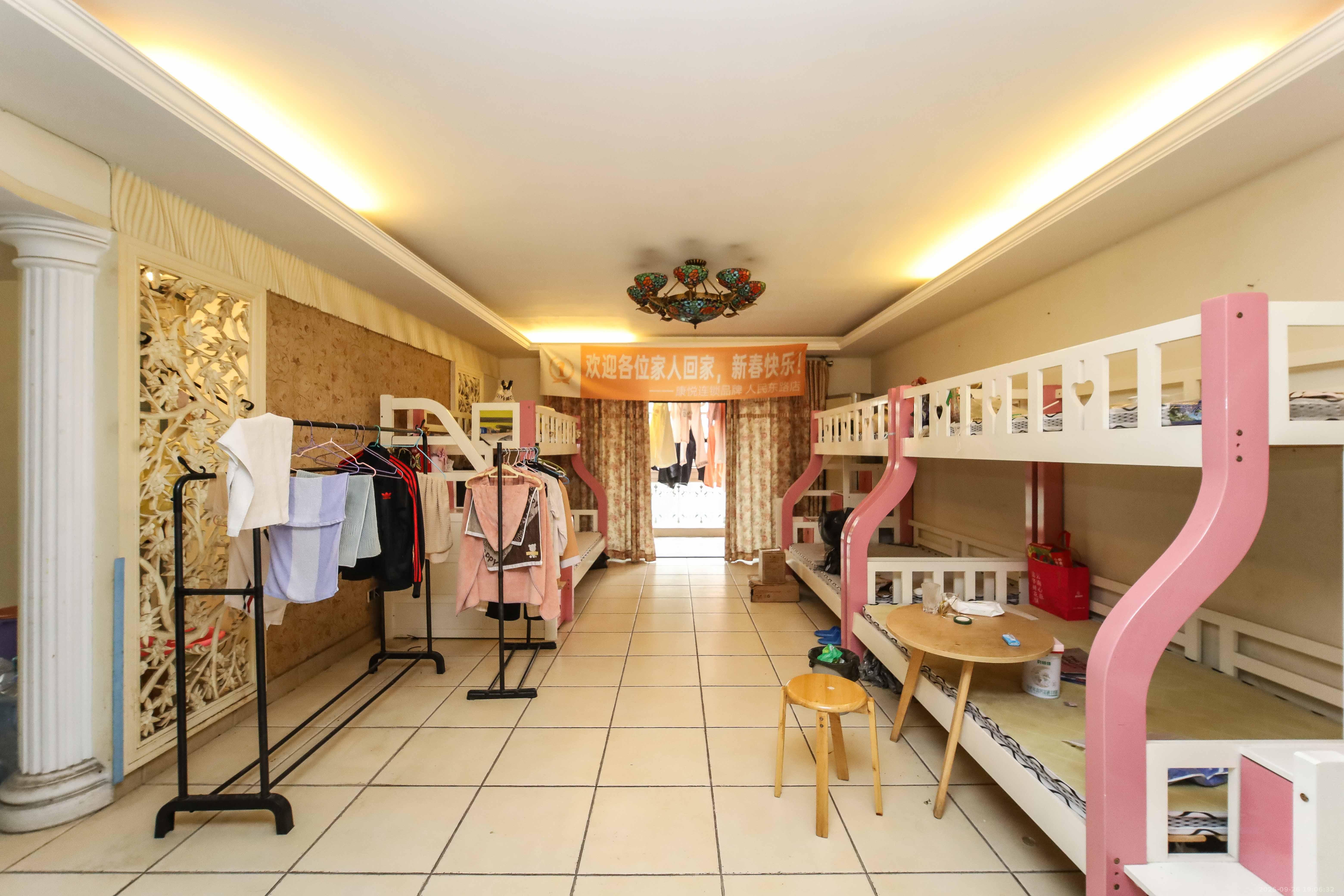 世嘉国际华城  4室2厅2卫    198.0万 世嘉国际华城  4室2厅2卫    198.0万