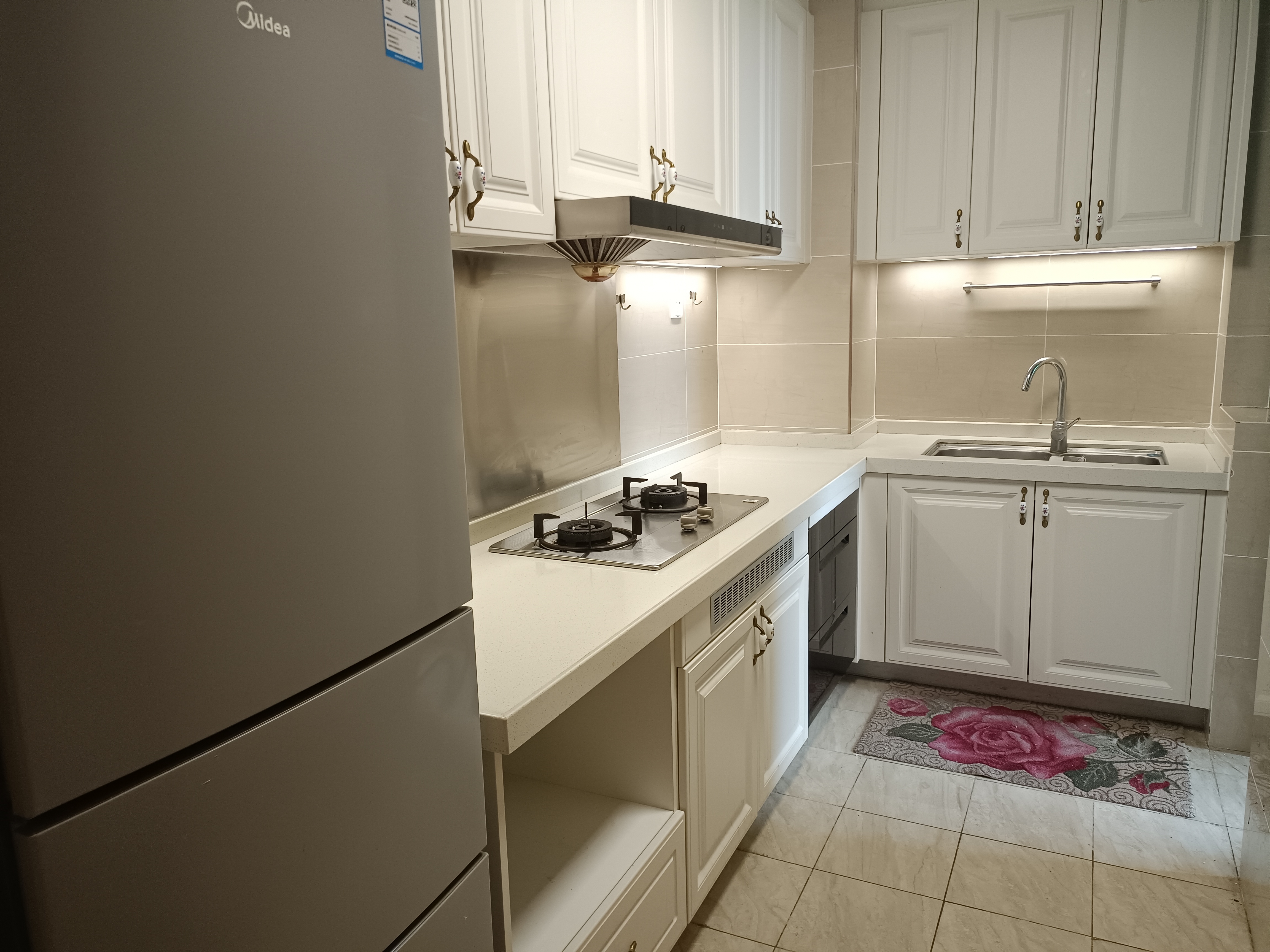 恒大绿洲 12室2厅1卫 1500.00元/月 恒大绿洲 12室2厅1卫 1500.00元/月室内图