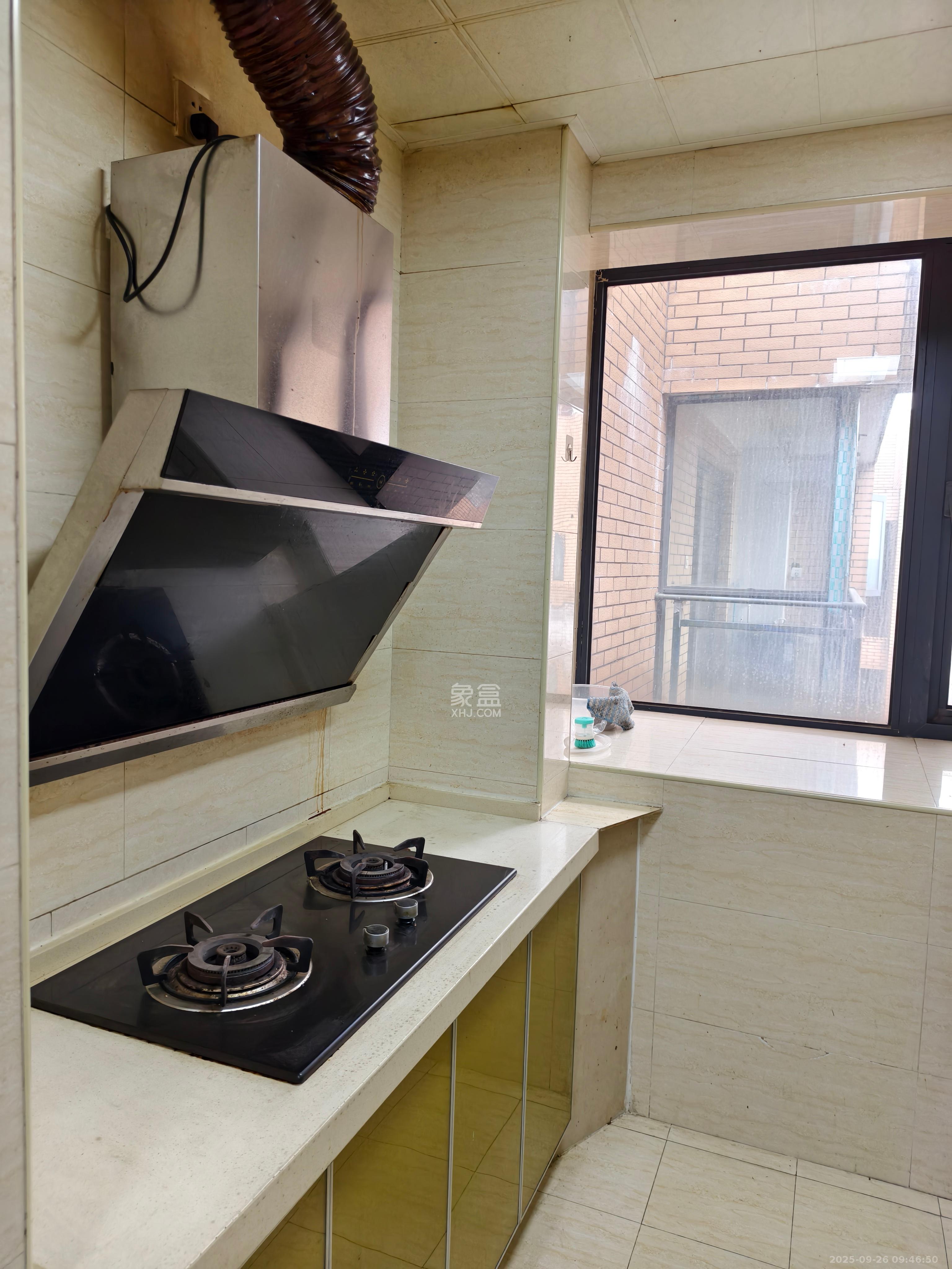 北京御园一二期(国泰嘉园) 1室2厅1卫 1700.0元/月 北京御园一二期(国泰嘉园) 1室2厅1卫 1700.0元/月室内图