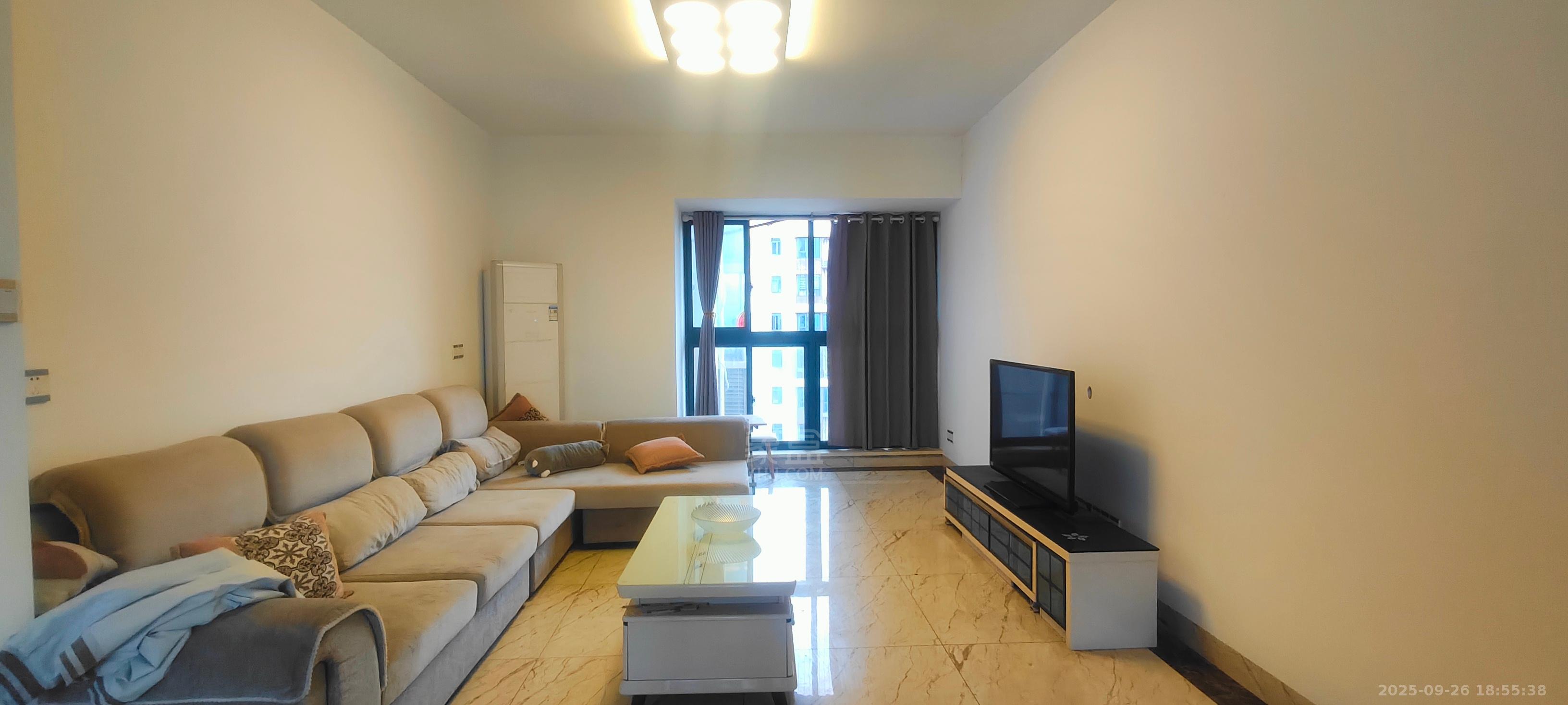 武广国际学苑  3室2厅2卫    2300.0元/月室内图